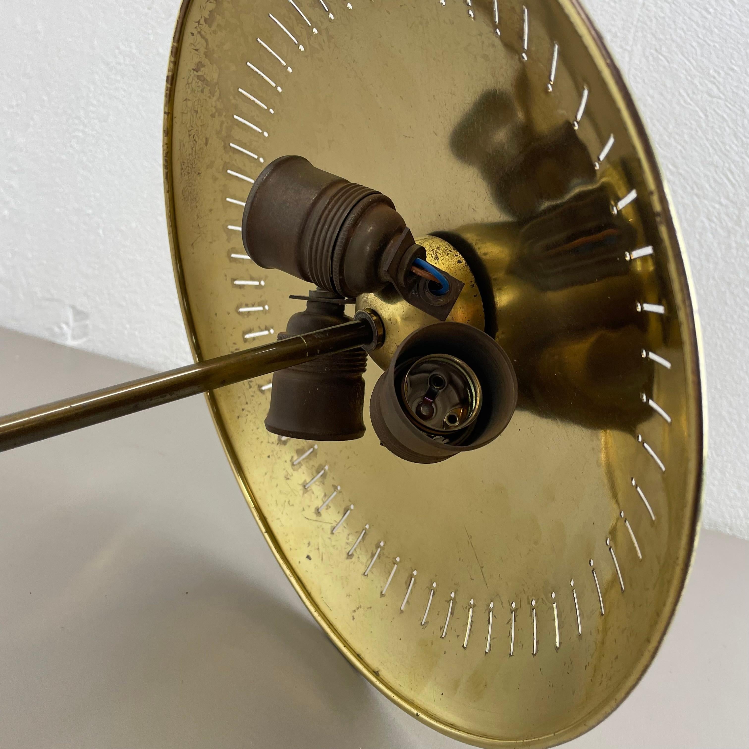 unique round  Brass Gino Sarfatti Style Ceiling Light Flushmount, Italy 1950s For Sale 3