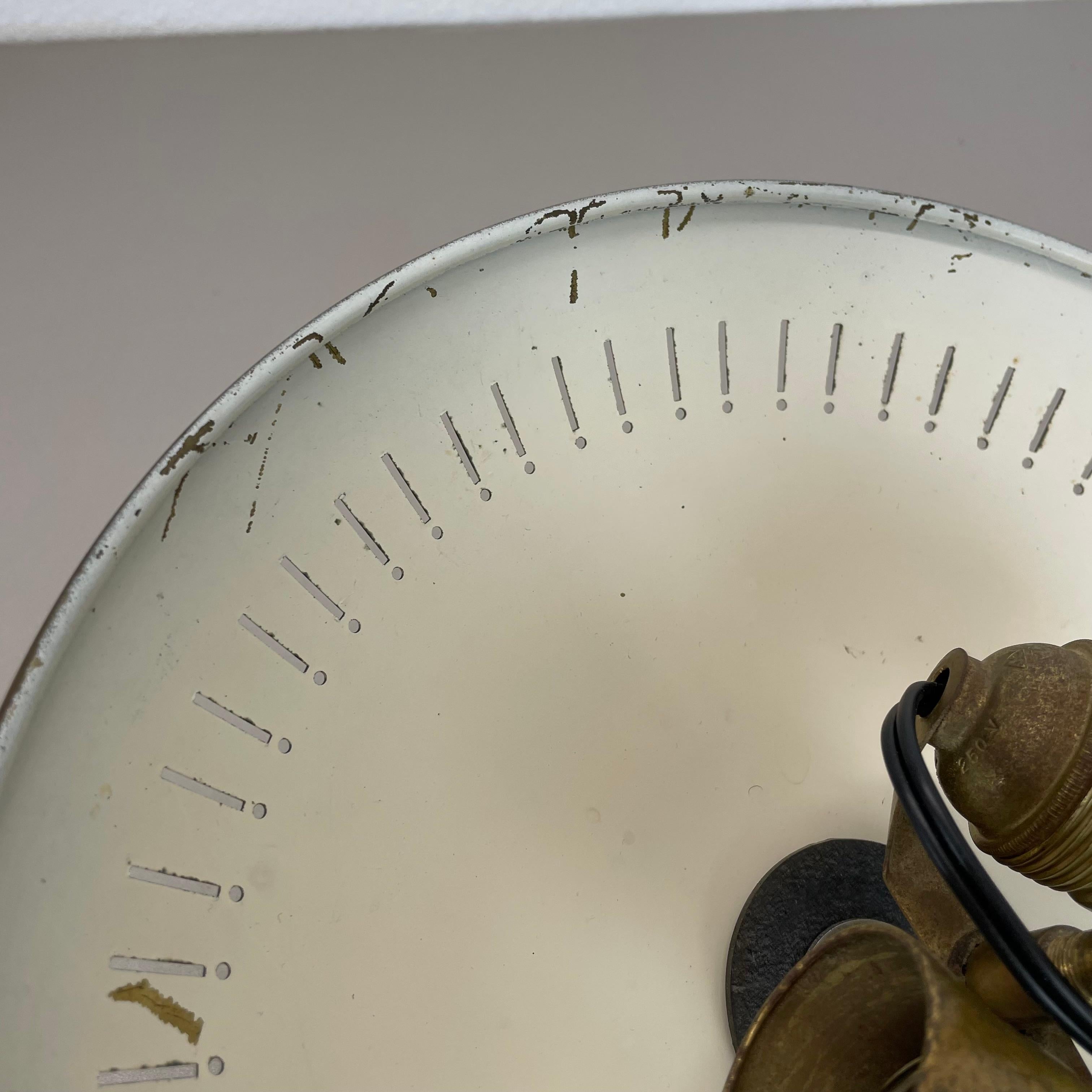 unique round  Brass Gino Sarfatti Style Ceiling Light Flushmount, Italy 1950s For Sale 8