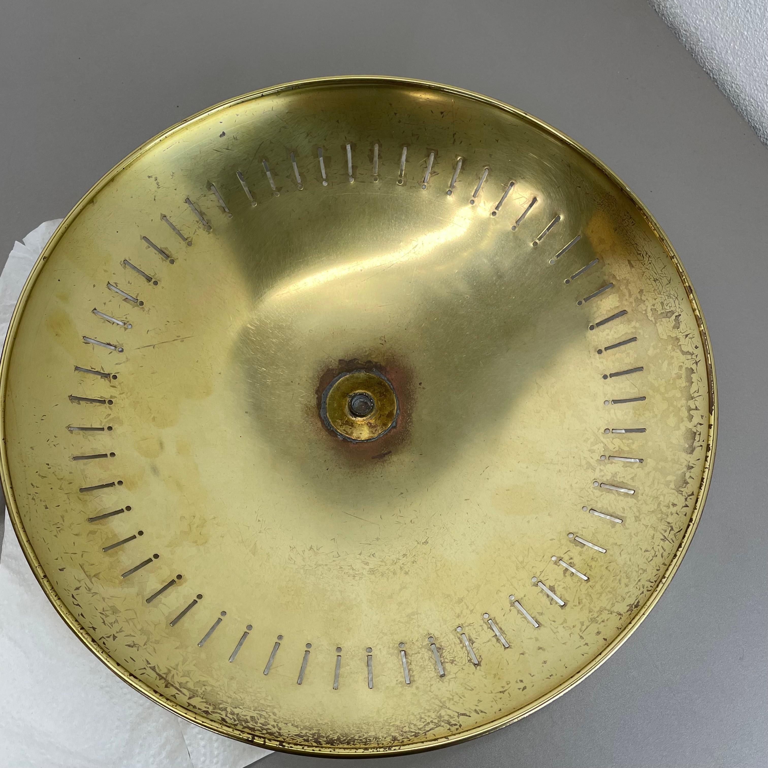 unique round  Brass Gino Sarfatti Style Ceiling Light Flushmount, Italy 1950s For Sale 12