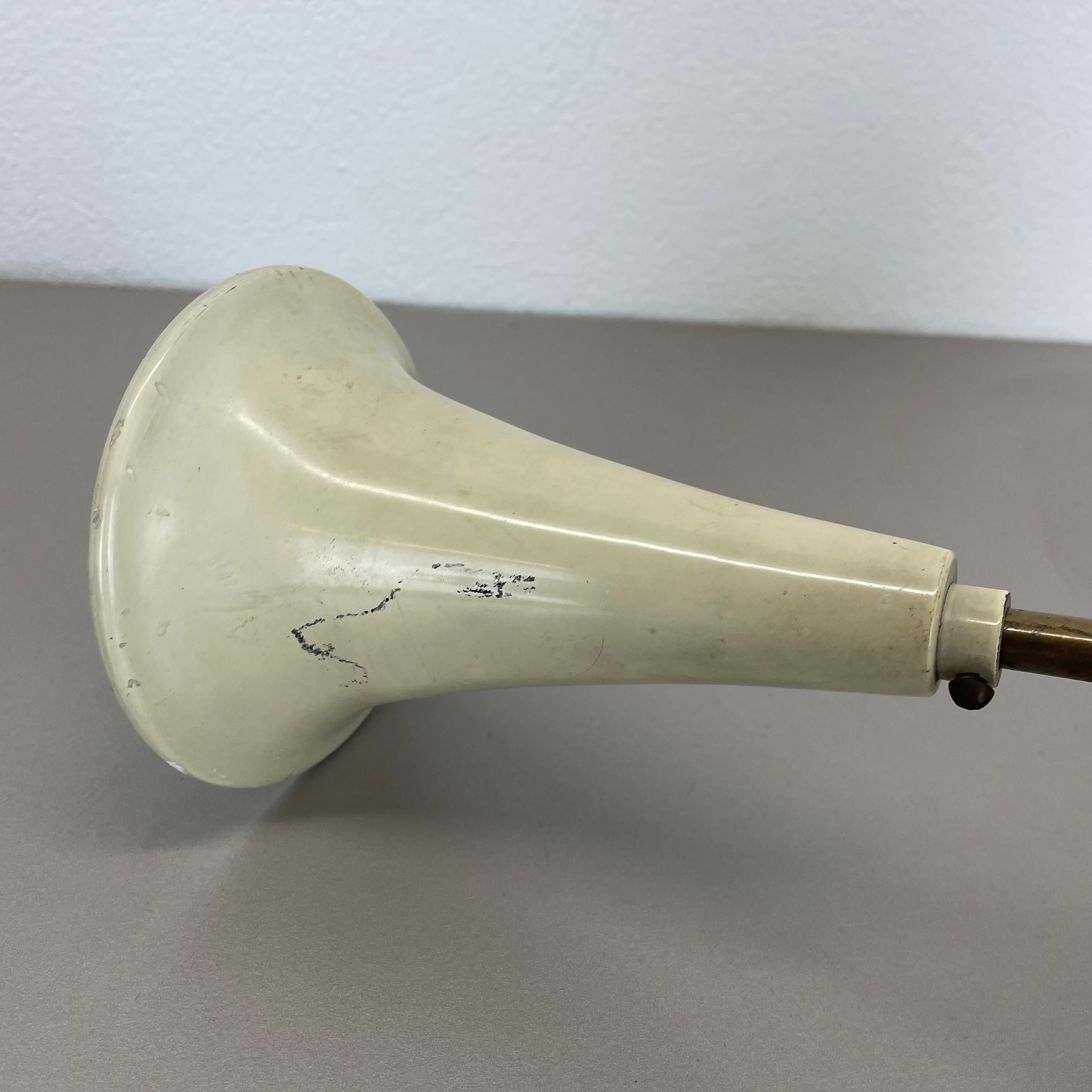 unique round  Brass Gino Sarfatti Style Ceiling Light Flushmount, Italy 1950s For Sale 2