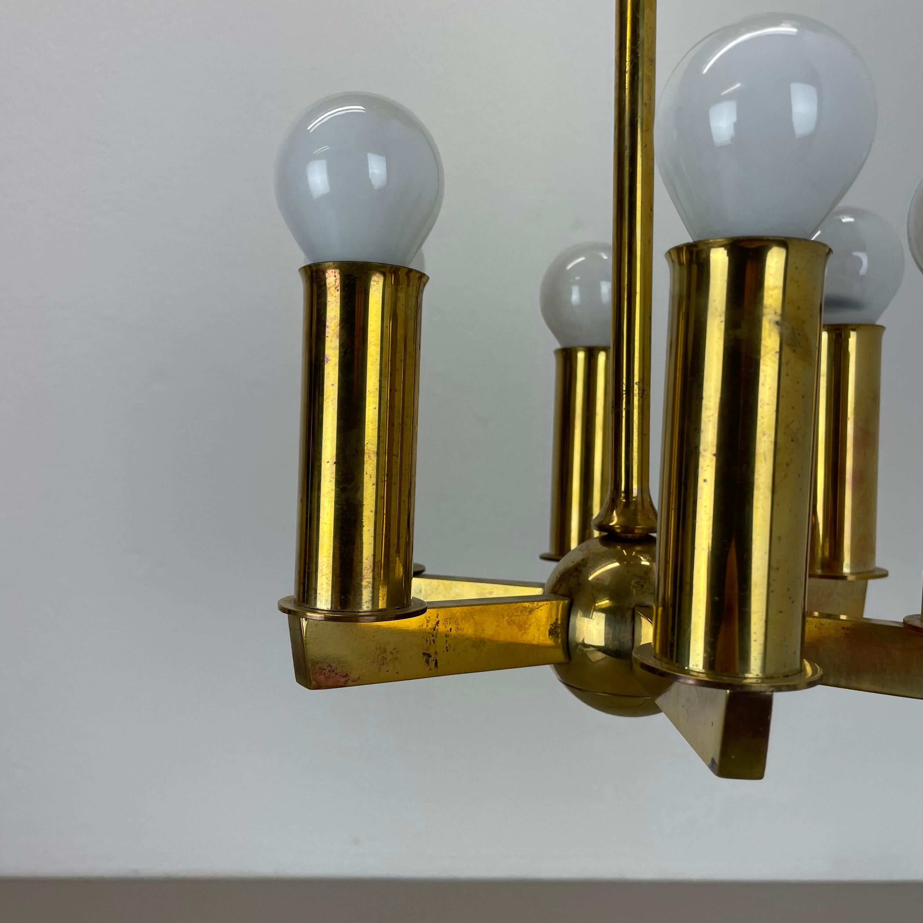 Candelabro redondo único de latón estilo Gino Sarfatti, Italia Años 50 en venta 6