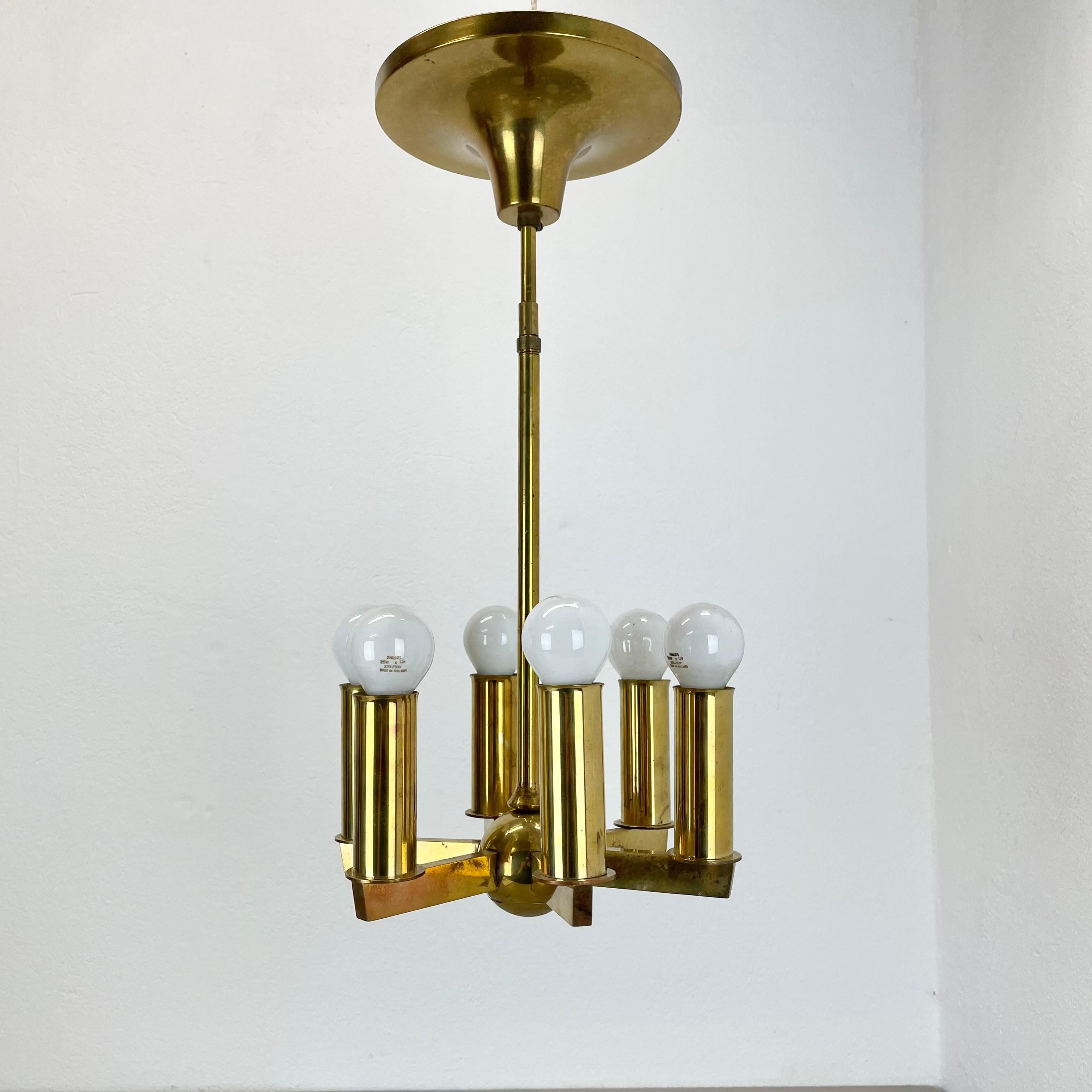 Candelabro redondo único de latón estilo Gino Sarfatti, Italia Años 50 Italiano en venta