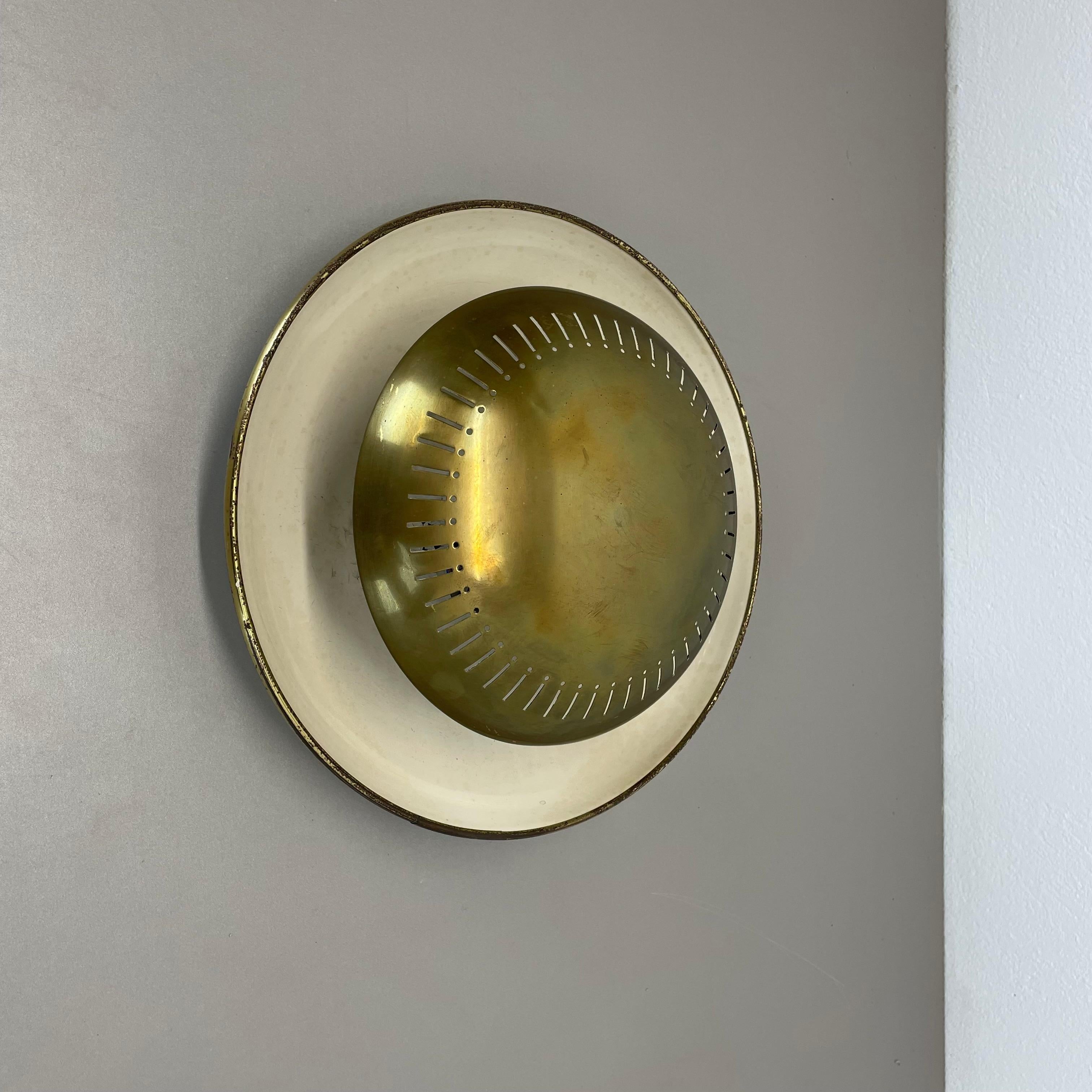 Italian unique round  Brass Gino Sarfatti Style wall Ceiling Light, Italy 1950s For Sale