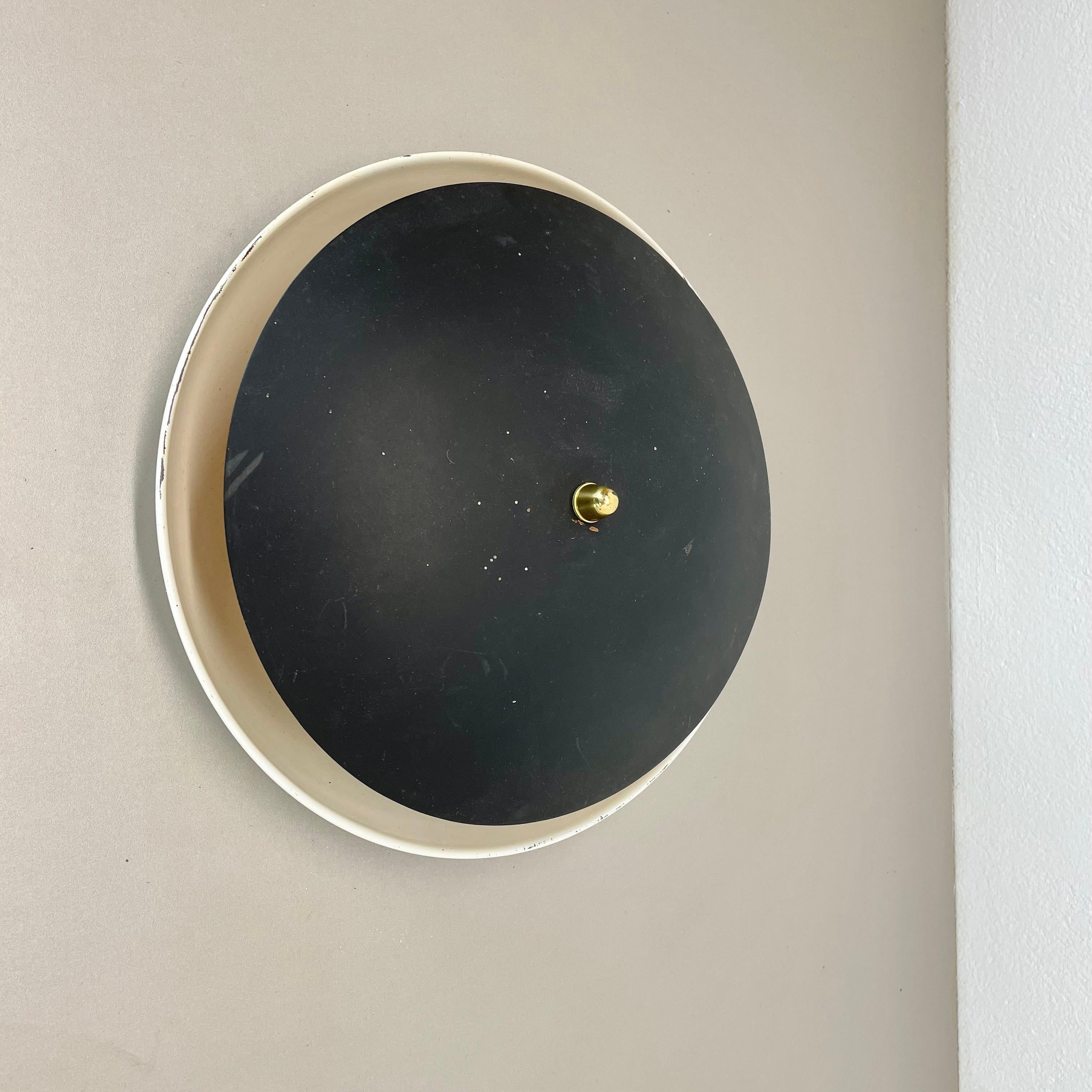 unique métal rond Gino Sarfatti Style Ceiling Wall Light Flushmount Italie 1950s en vente 4