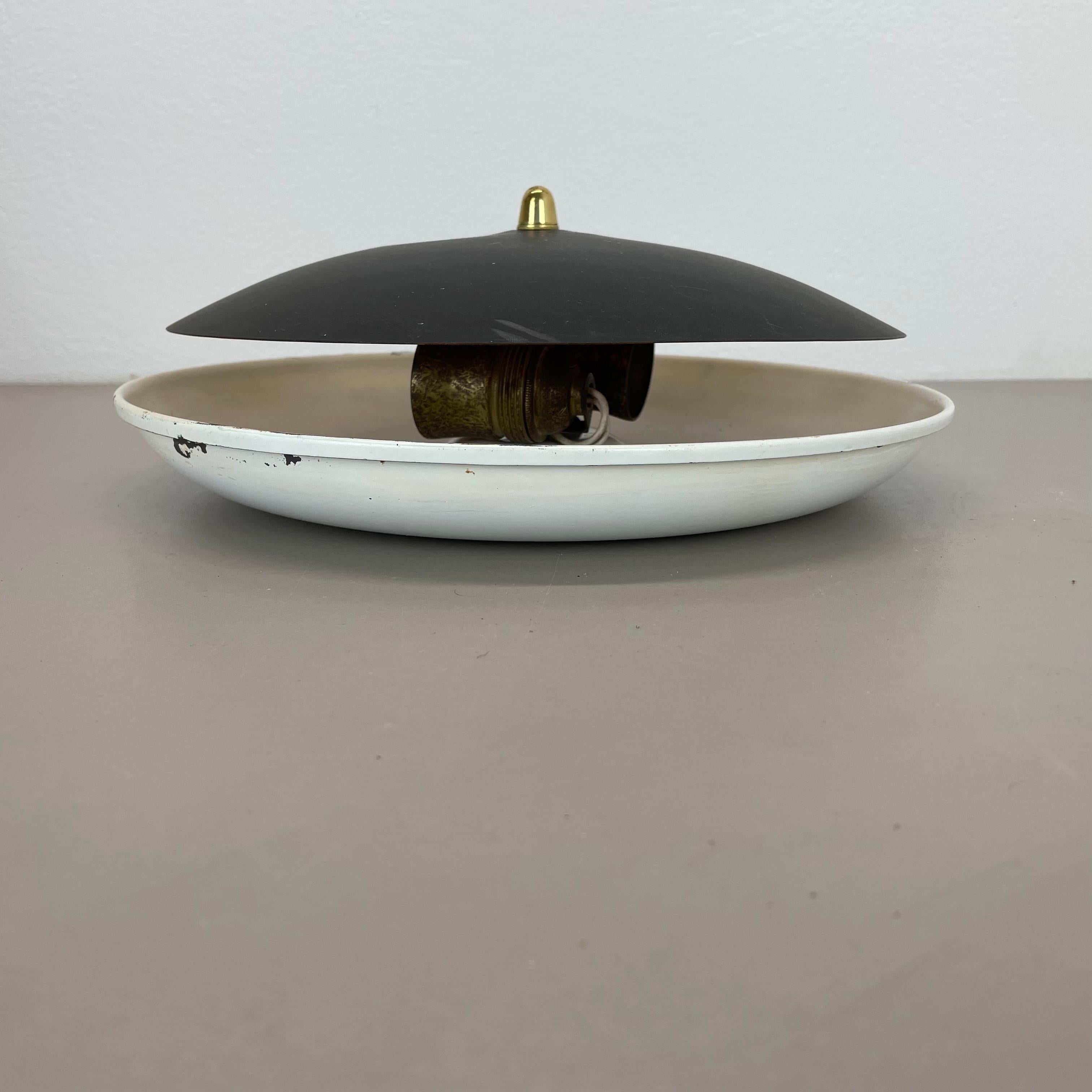 unique métal rond Gino Sarfatti Style Ceiling Wall Light Flushmount Italie 1950s en vente 8