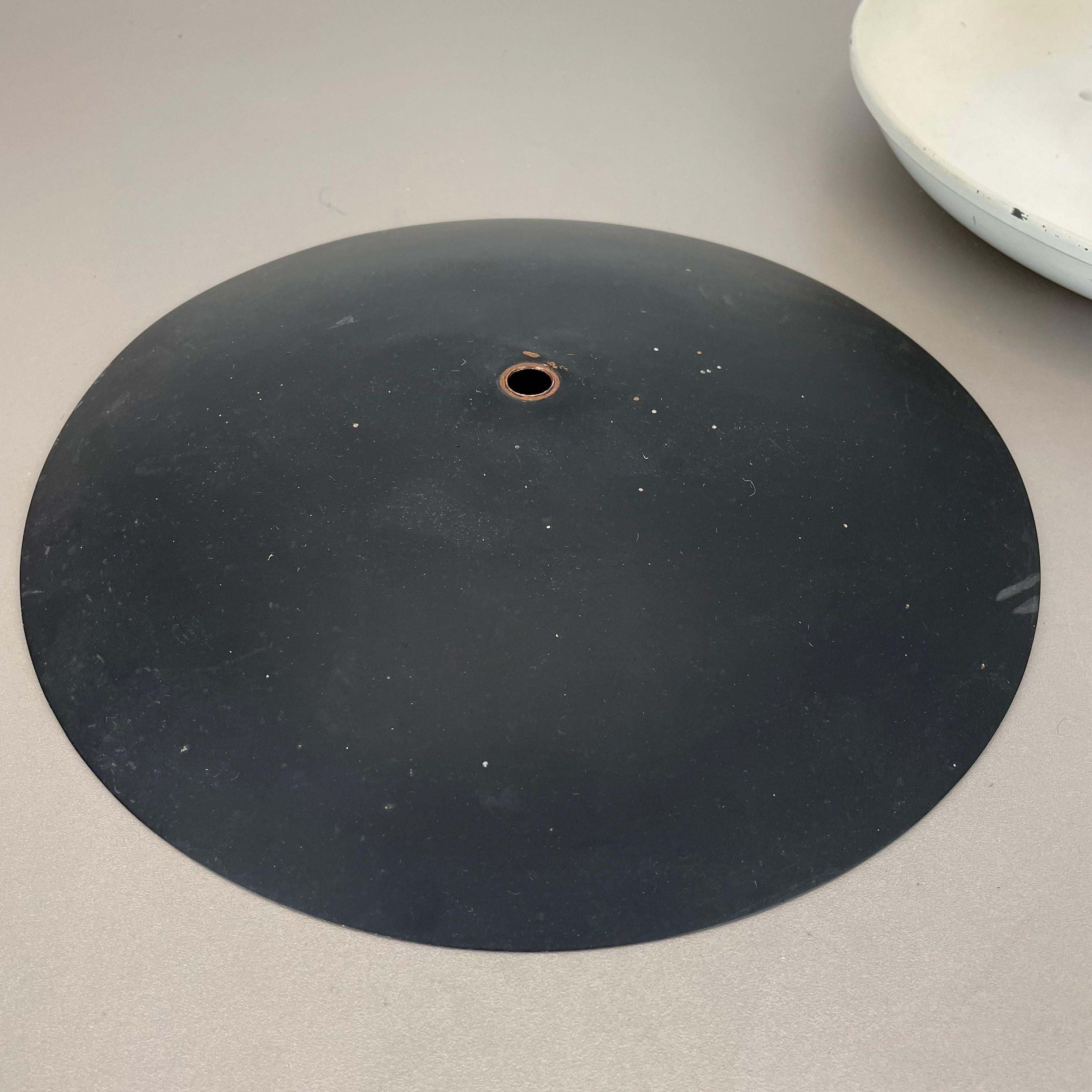 unique métal rond Gino Sarfatti Style Ceiling Wall Light Flushmount Italie 1950s en vente 10