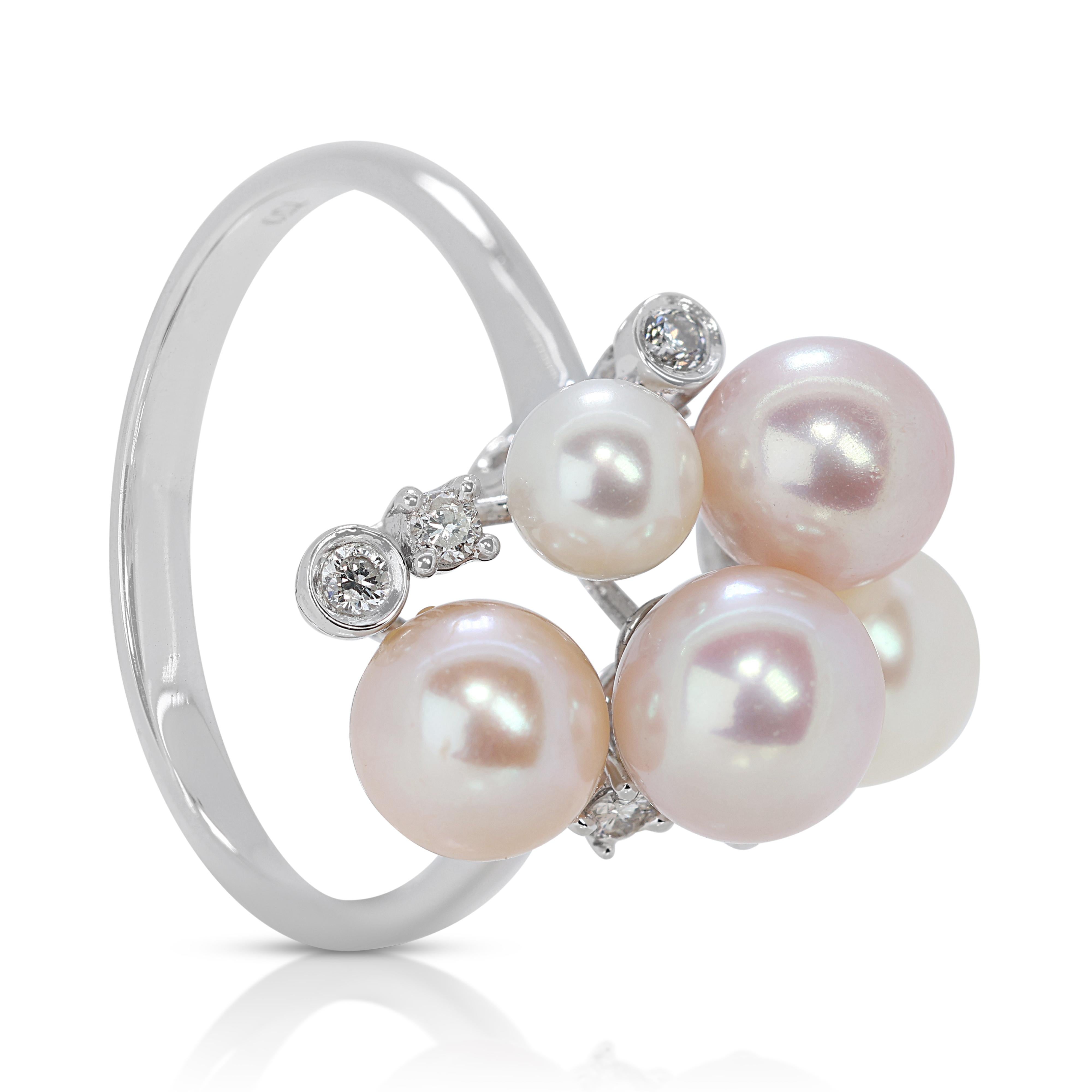 Unique Round Pearl Ring with Diamonds in 18K White Gold For Sale 1