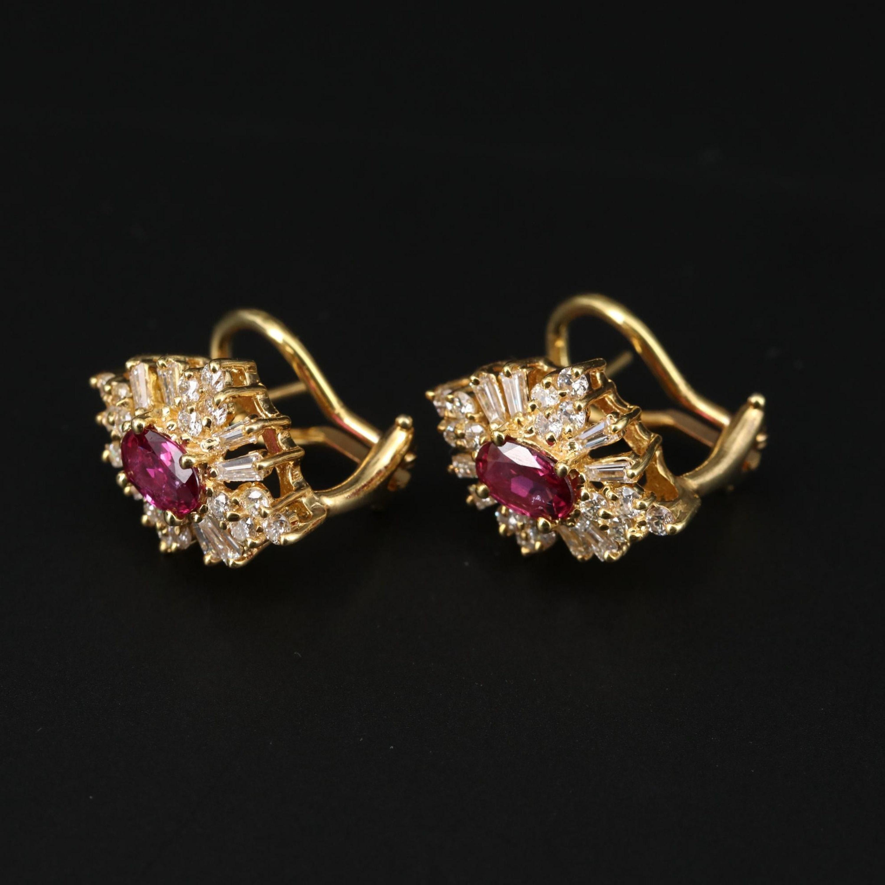 Orecchini in oro a cerchio di rubino per donna, orecchini a cerchio di rubino e diamanti In condizioni Nuovo in vendita a Orlando, Florida