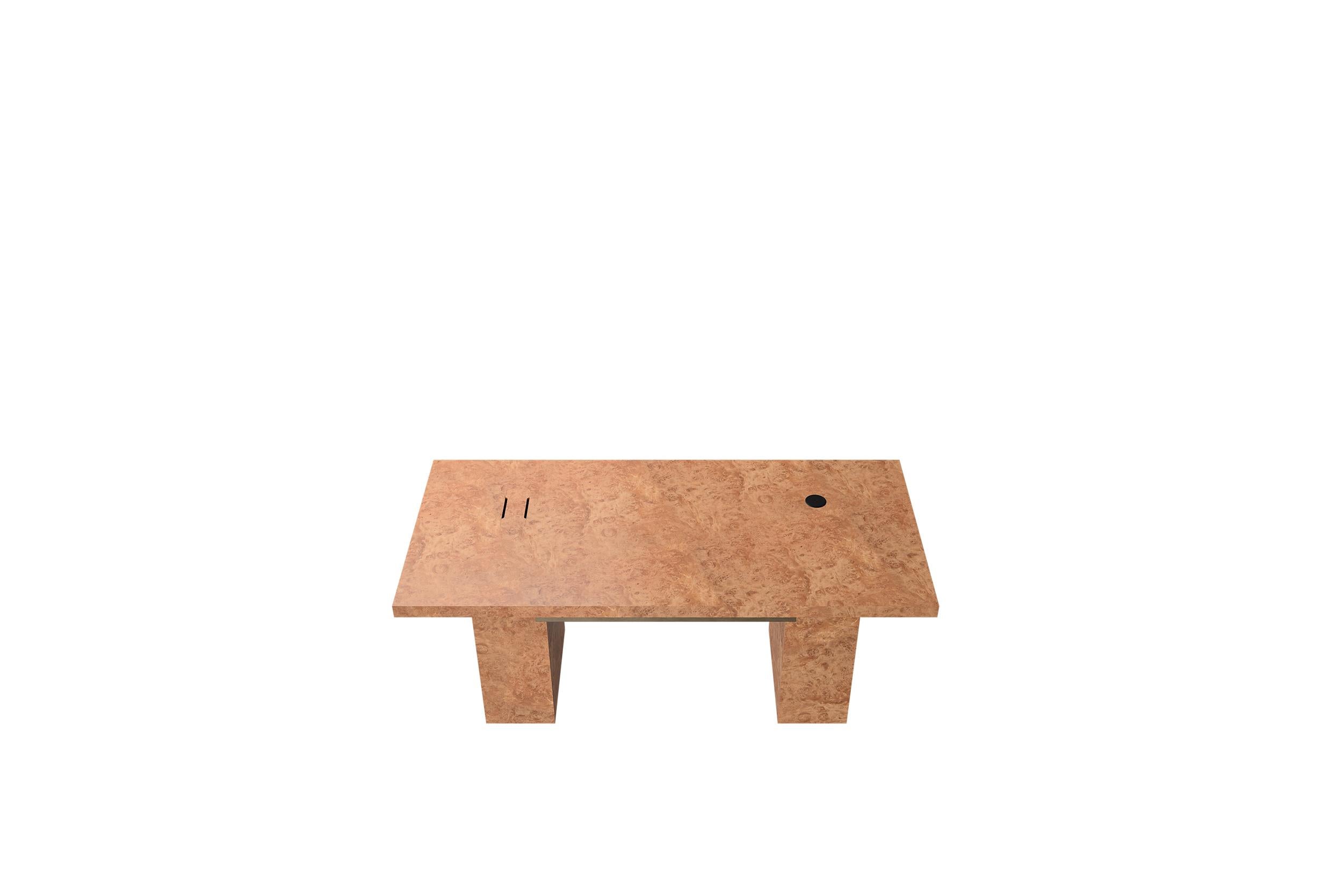 XXI secolo e contemporaneo Scrivania in Wood Wood con dettagli in metallo e bronzo di Ultramobili in vendita