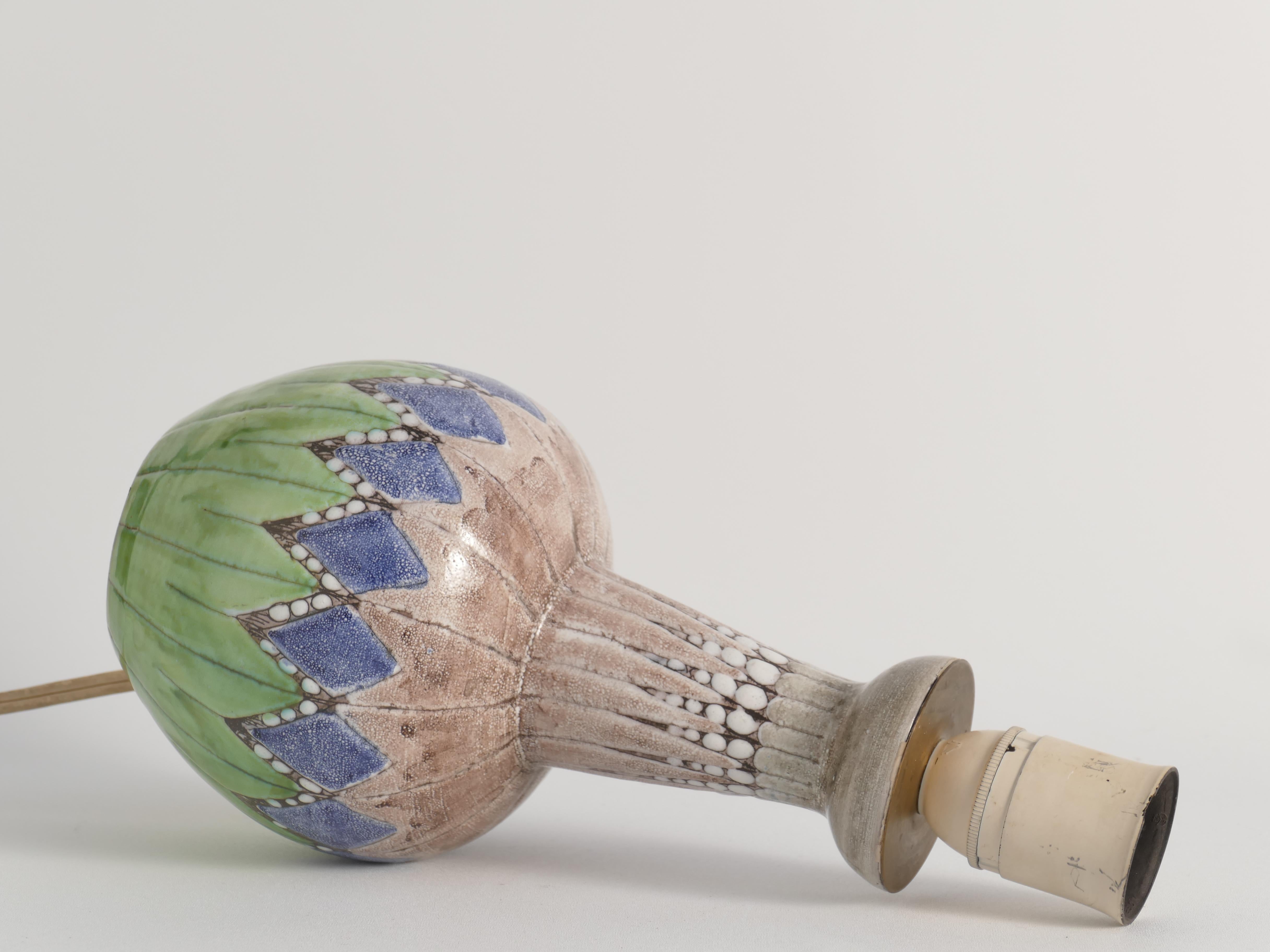 Einzigartige skandinavische moderne Tischlampe aus Steingut von Tilgmans, Schweden 1955 im Zustand „Gut“ im Angebot in Grythyttan, SE