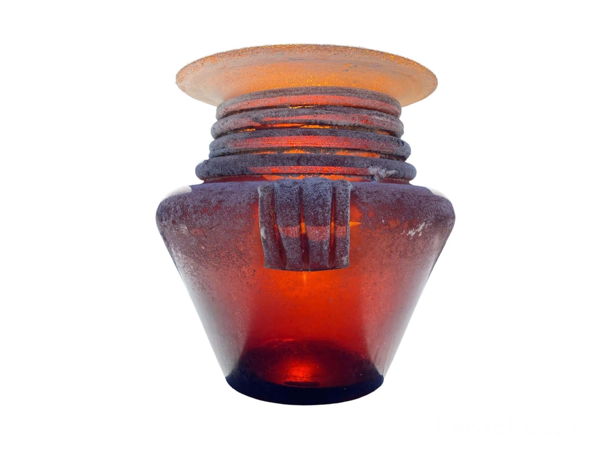 Unique Scarvo Glass Vase Signed Seguso Attributed to Karl Springer In Good Condition In Jupiter, FL