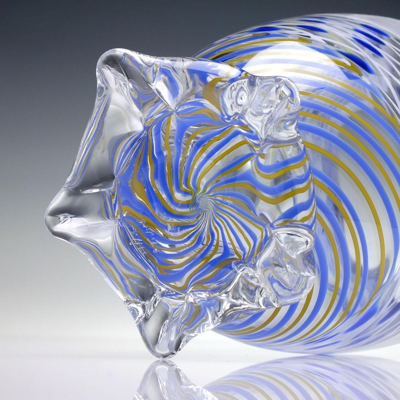 Unique Scottish Mike Hunter Vetro a Reticello Studio Glass Vase For Sale 7