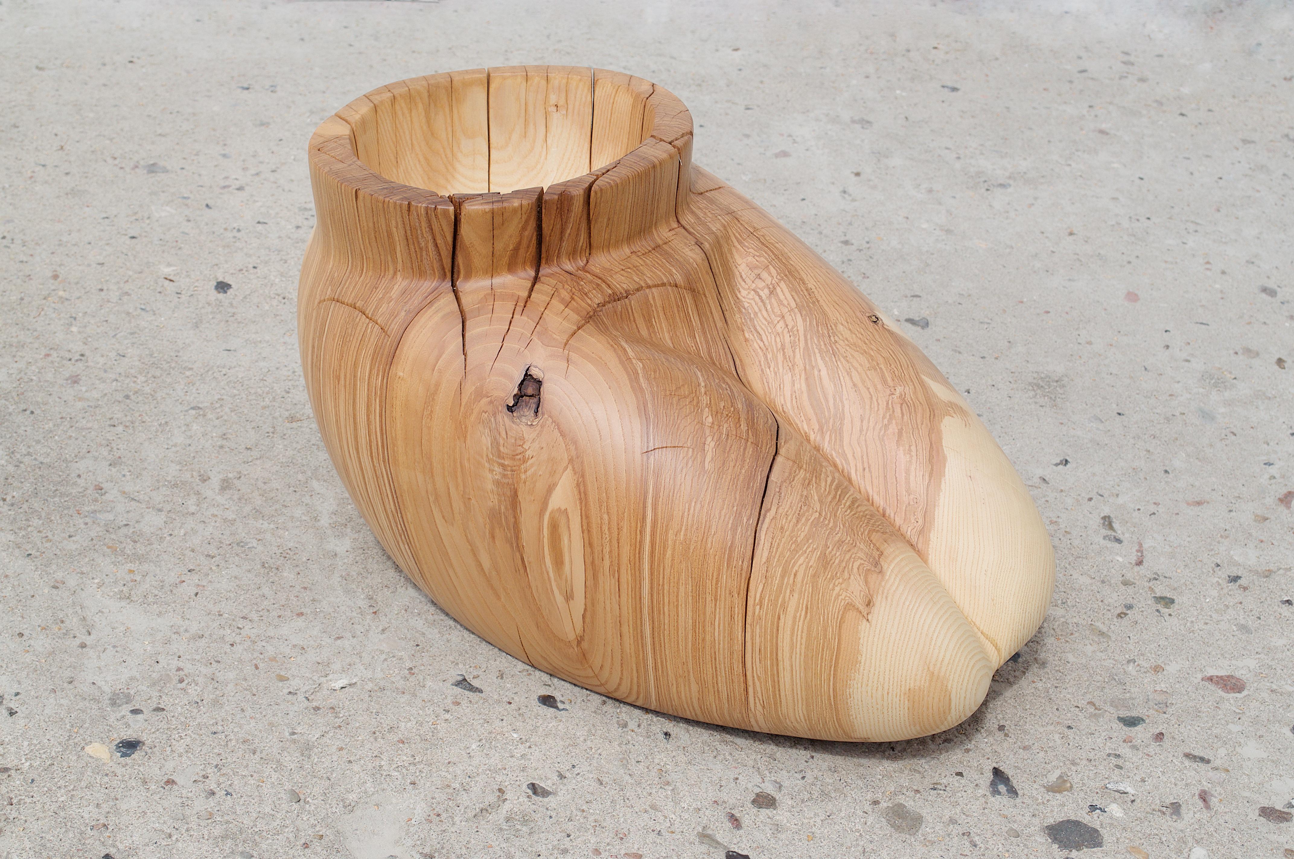 Organico moderno Vaso scolpito unico di Jörg Pietschmann in vendita