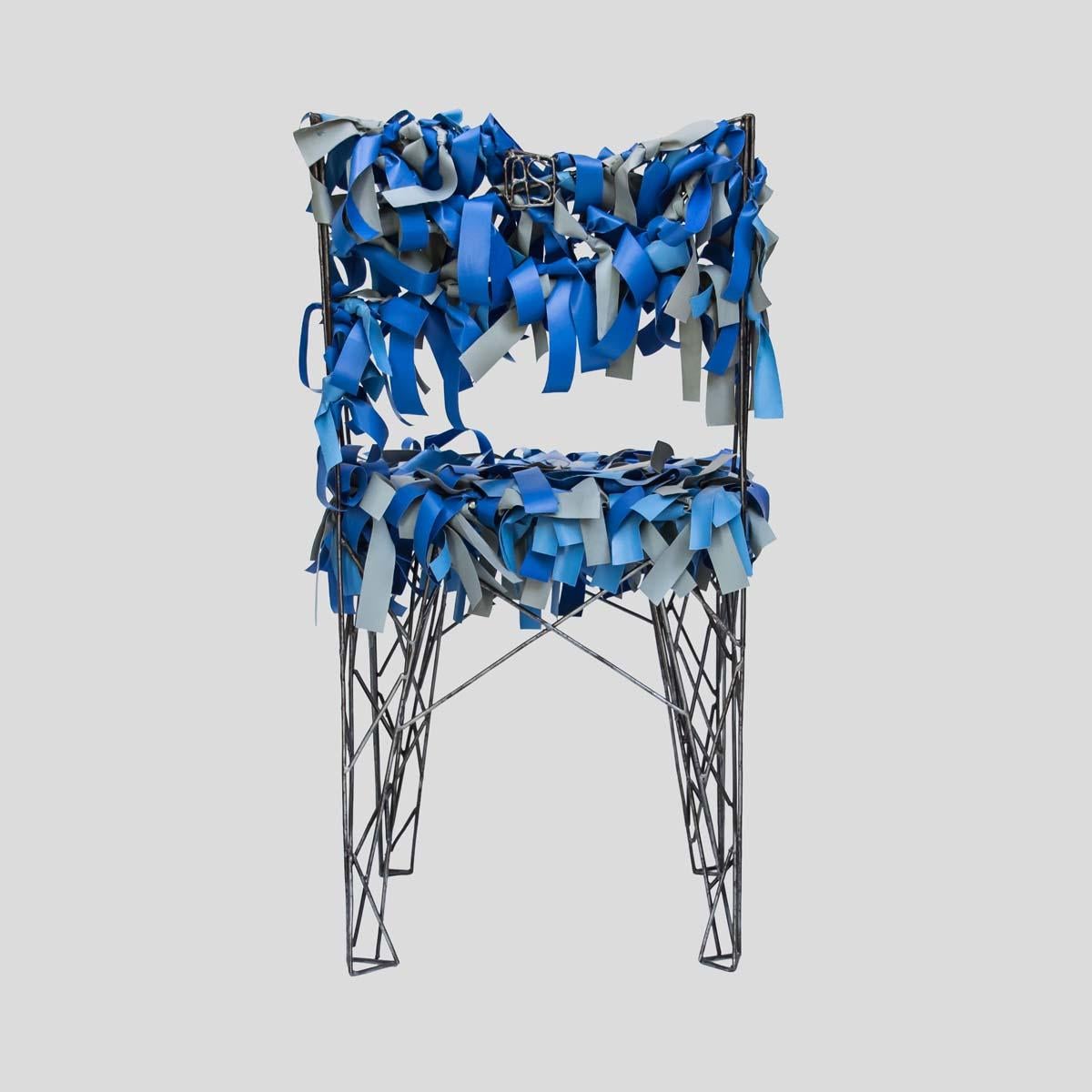 Chaise sculpturale unique en métal avec cuir bleu par Anacleto Spazzapan en vente 1