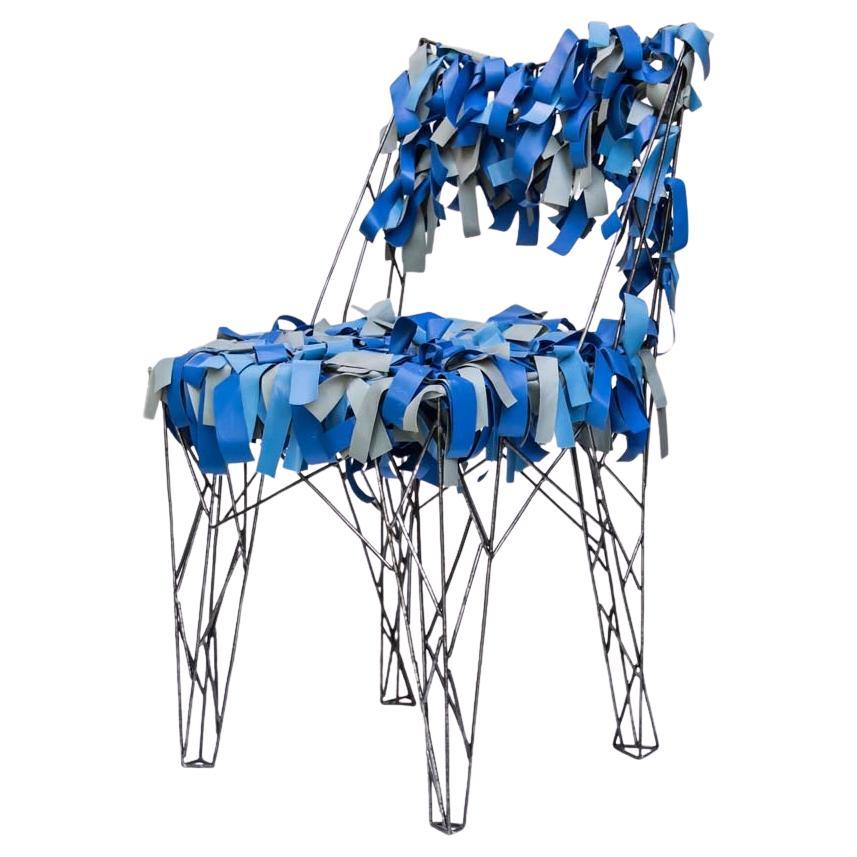 Chaise sculpturale unique en métal avec cuir bleu par Anacleto Spazzapan en vente