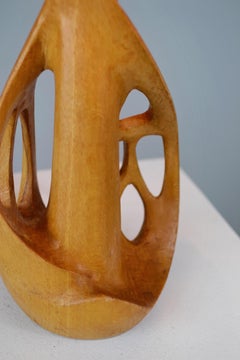 Lampada da tavolo scultorea unica in legno di bosso intagliato, Francia, anni '70