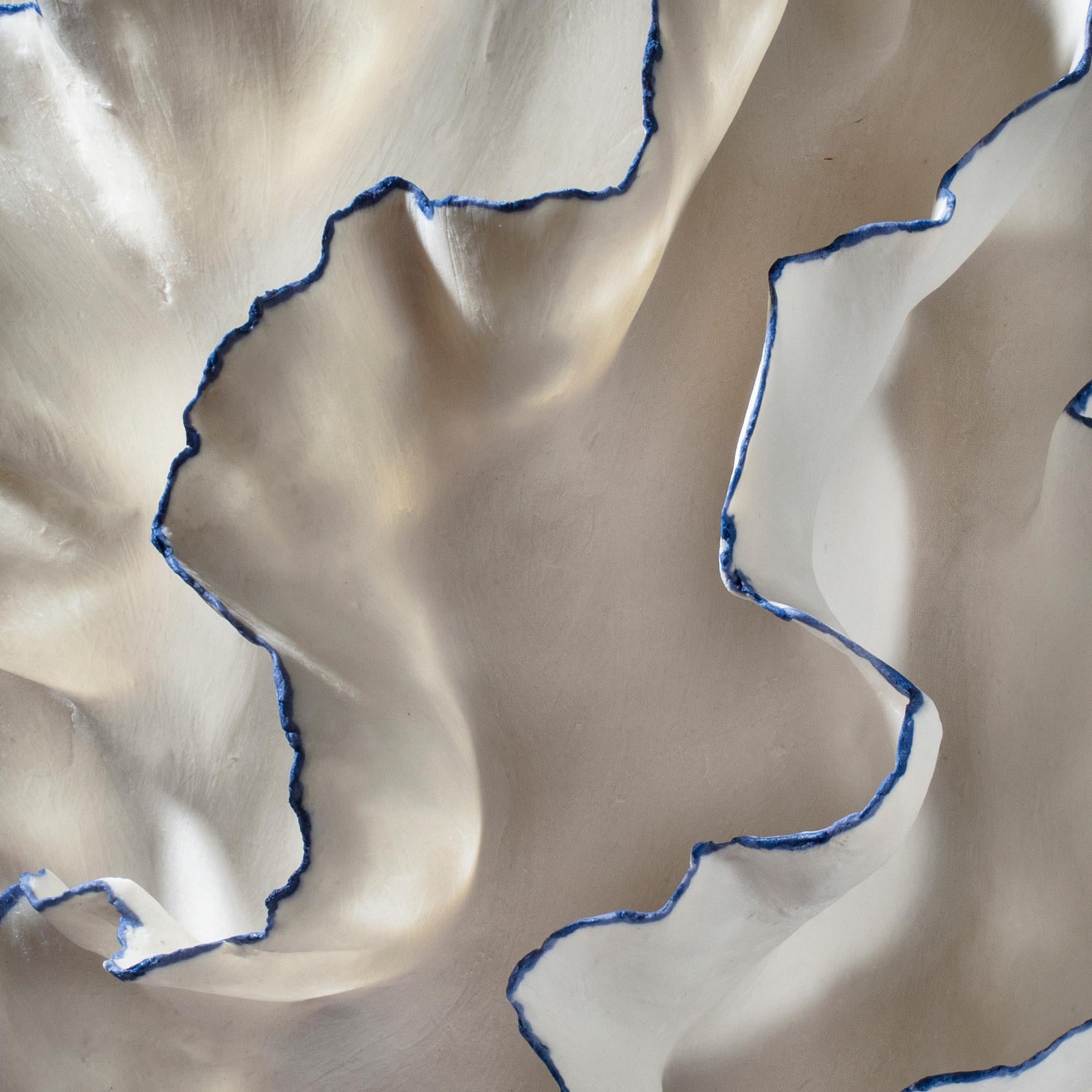 Sandra Davolio
Vessel with blue edges VI, 2019
Porcelain, unique.


 