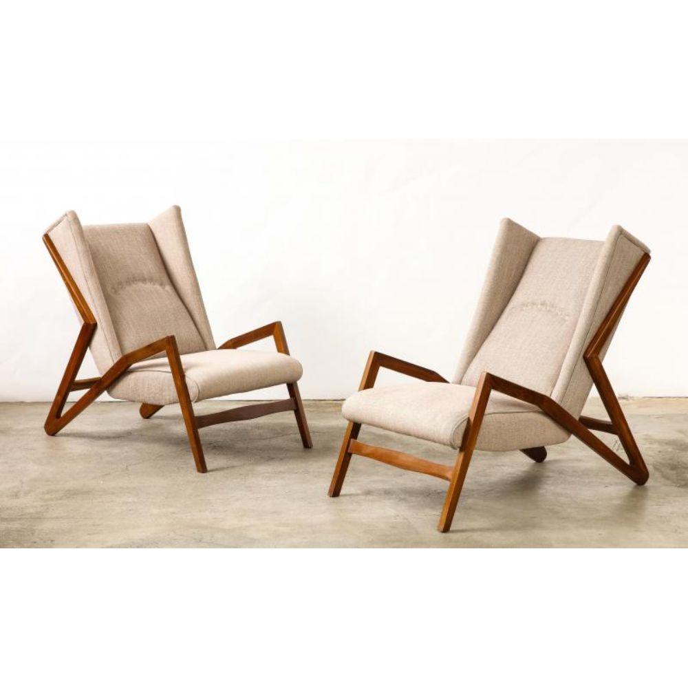Modern Unique Sculptural Walnut Lounge Chairs by Studio BBPR, circa 1950