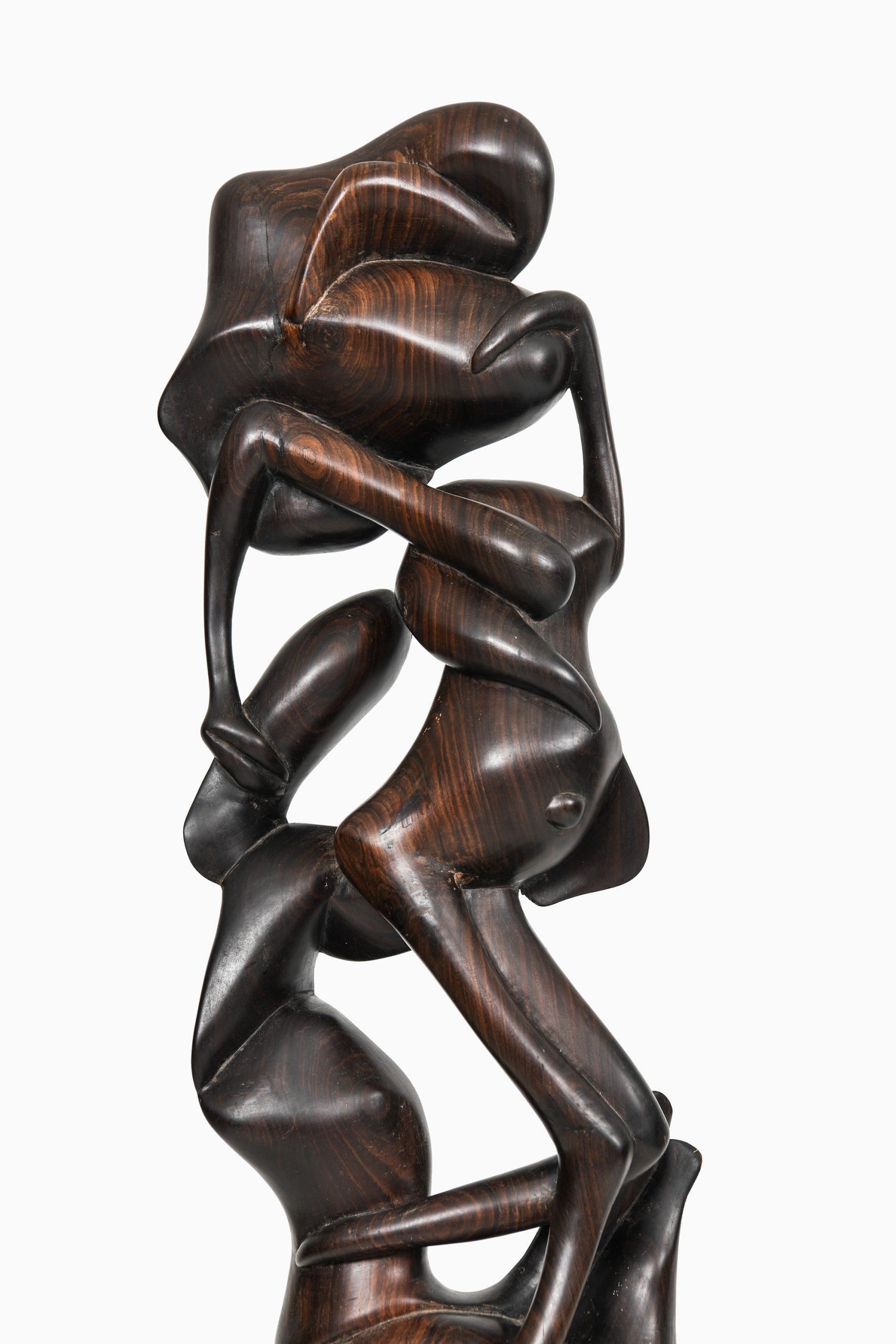 Scultura unica di artista sconosciuto.