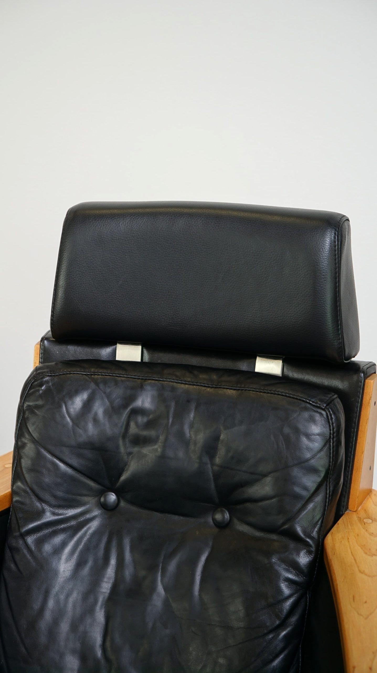 Unique Set, Black Leather Schuitema Armchairs Made for Holland America For Sale 3