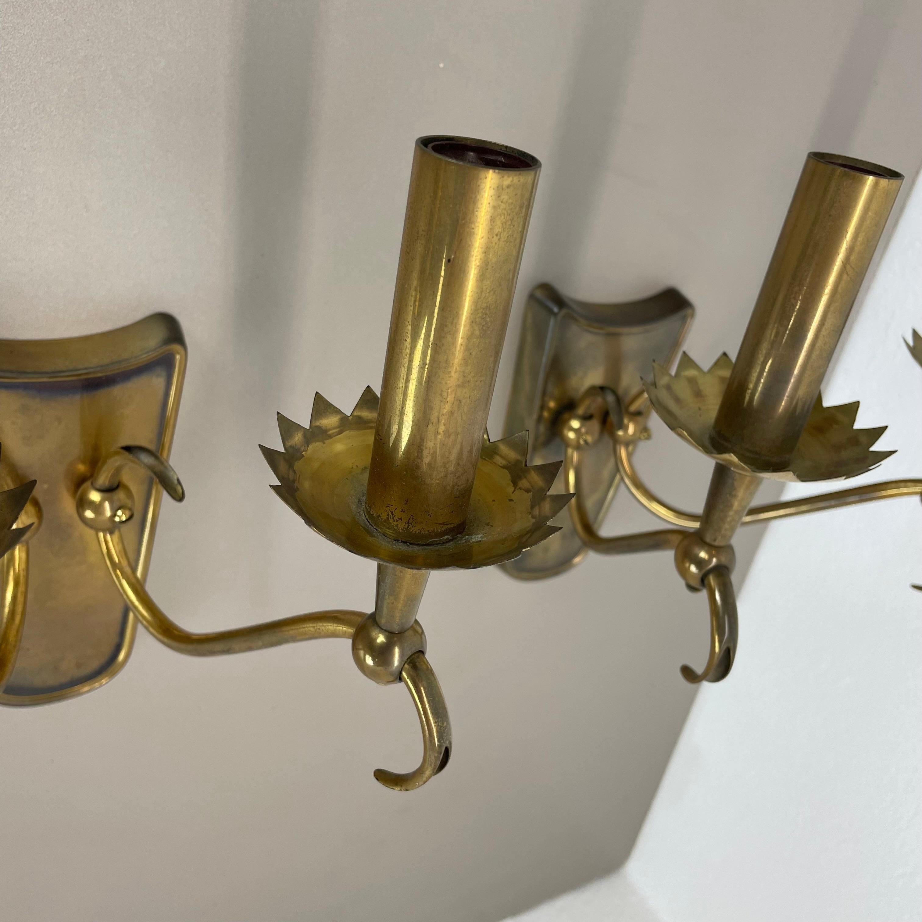 20th Century unique set of 2 brass Gio Ponti Style Theatre Wall Light Sconces, Italy, 1950s For Sale
