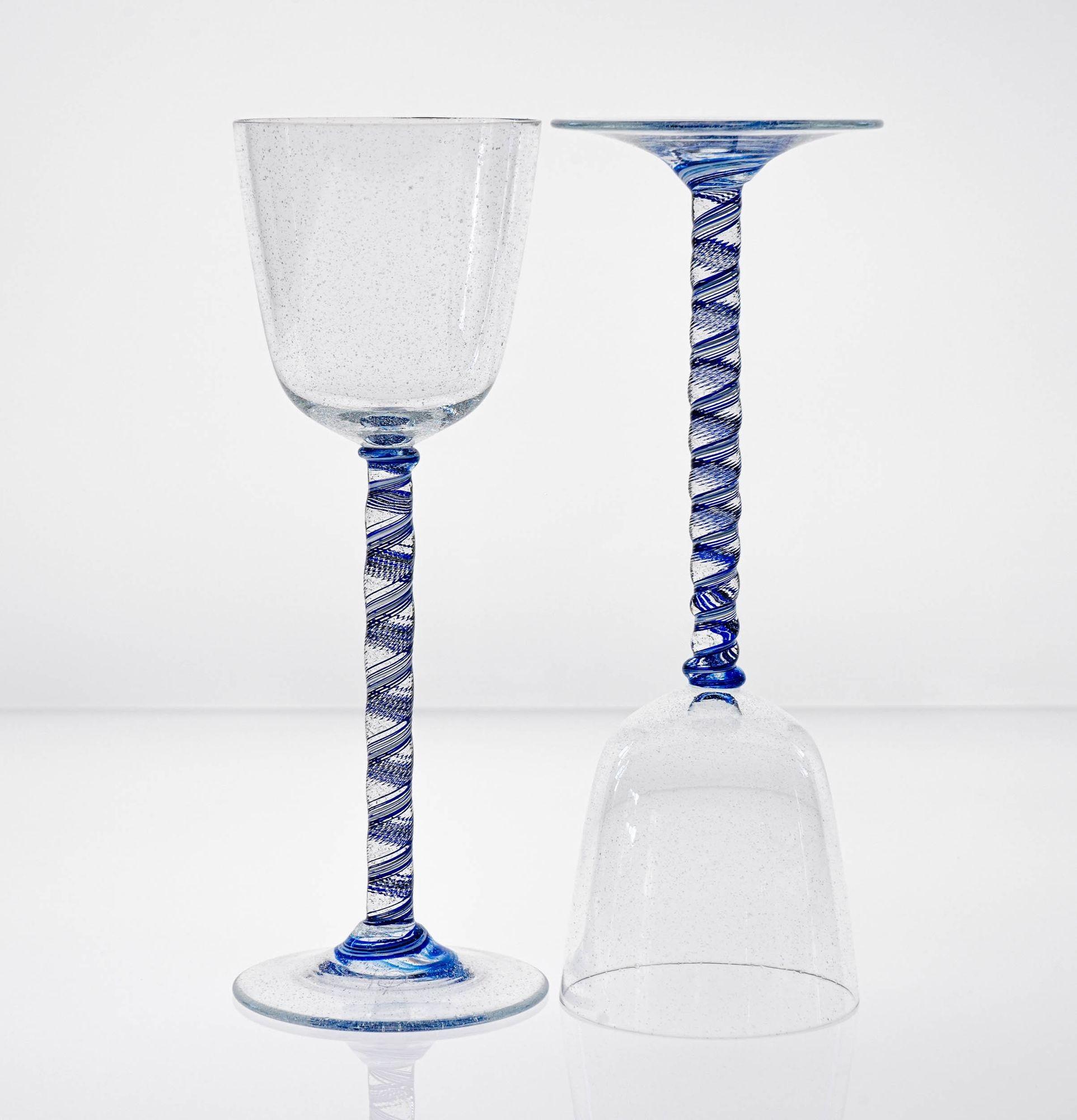Unique Set of 6 Cenedese Twisted Stem, Cobalt and Pulegoso Murano Glass. Signed For Sale 6