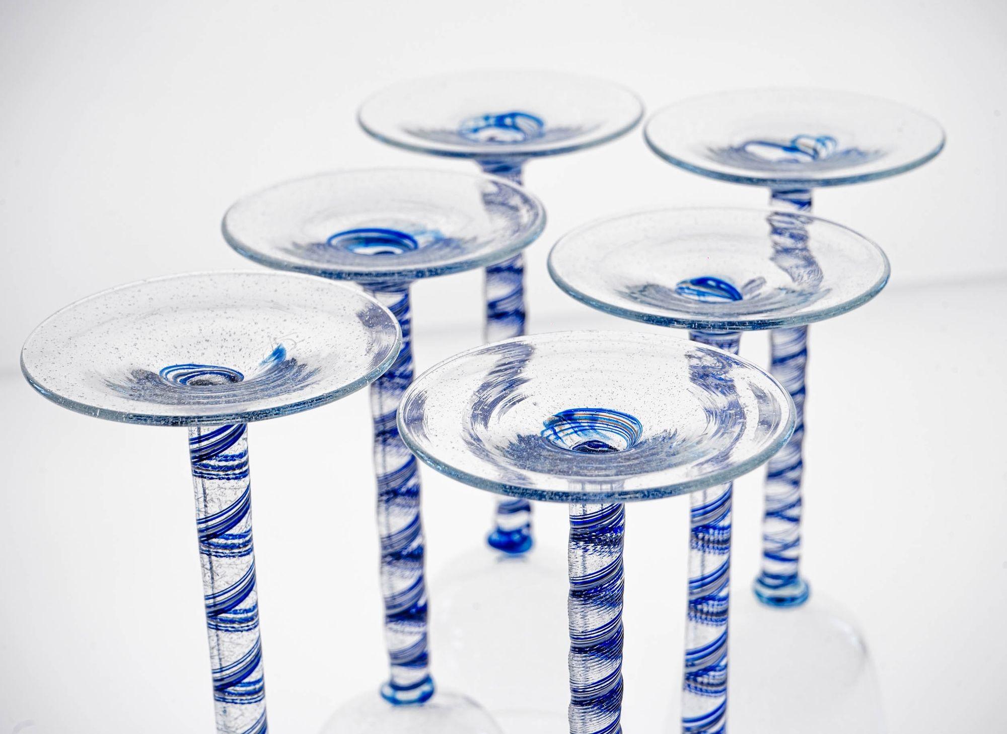 Unique Set of 6 Cenedese Twisted Stem, Cobalt and Pulegoso Murano Glass. Signed For Sale 8
