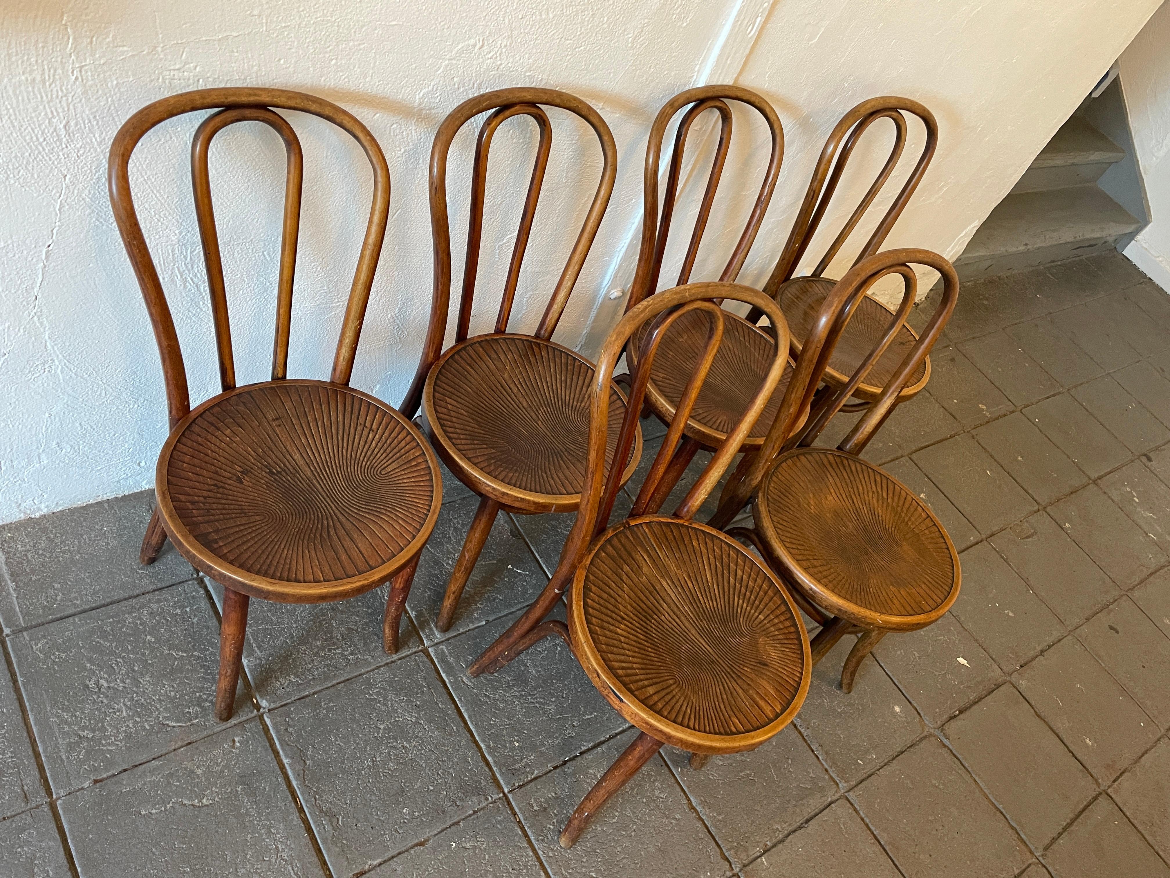 Mid-Century Modern Unique Set of 6 Mid-Century Dining Cafe Bentwood Chairs by Thonet