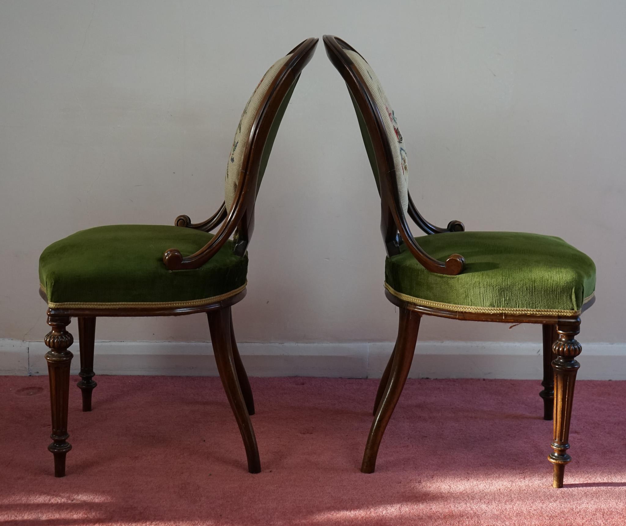 Unique Set of Four Walnut Framed Dining Chairs by Gillows of Lancaster For Sale 2