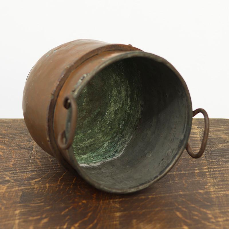 Bollitore / fioriera in rame Wabi Sabi dalla forma unica in vendita 2