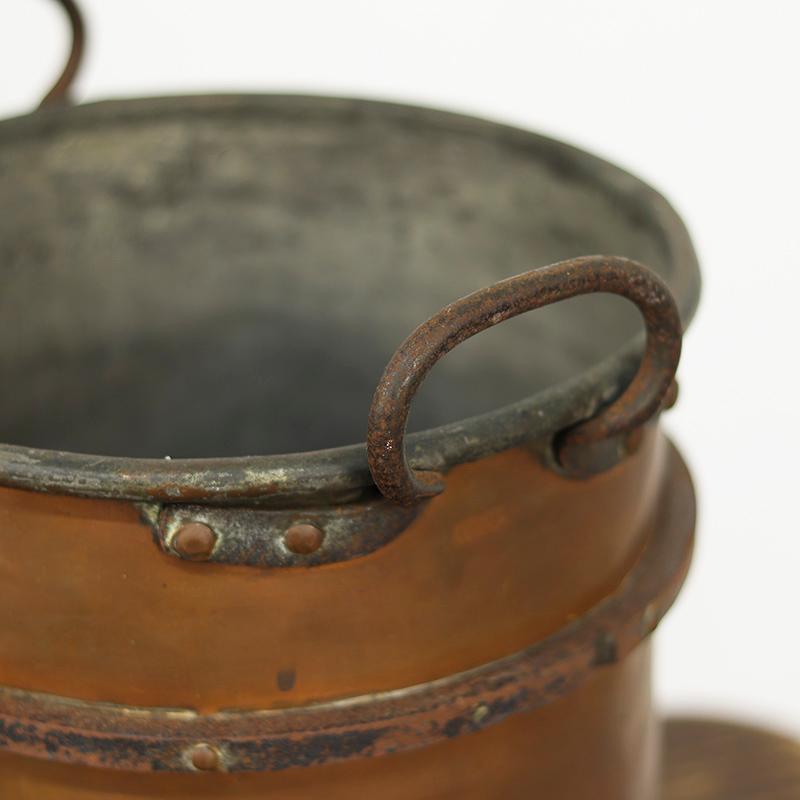 Rame Bollitore / fioriera in rame Wabi Sabi dalla forma unica in vendita