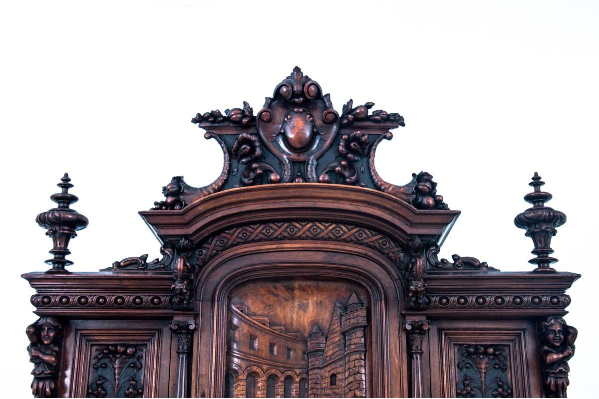 Walnut Unique Sideboard, France, circa 1850 For Sale