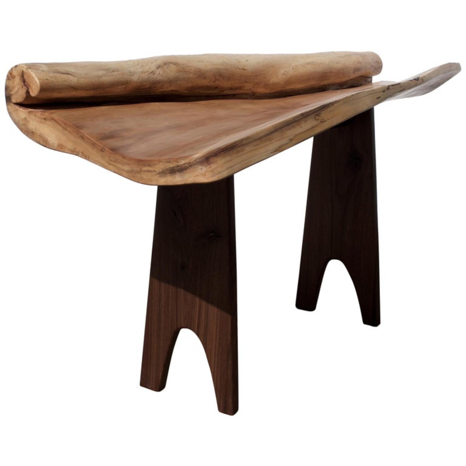 Unique signed console by Jörg Pietschmann
Materials: Poplar, Europe walnut
Measures: H 93 x W 174 x D 60 cm
Polished oil finish


In Pietschmann’s sculptures, trees that for centuries were part of a landscape and founded in primordial forces