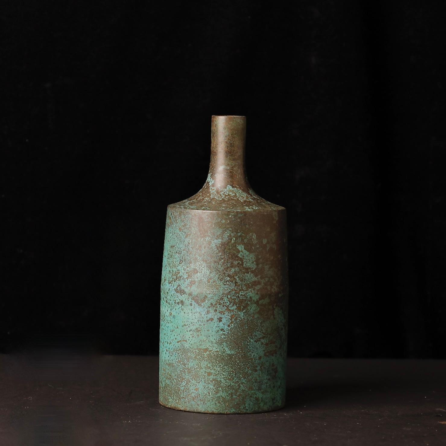 Vaso in bronzo giapponese unico e firmato di Hara Masaki - Periodo Showa In condizioni buone in vendita a Fukuoka, JP