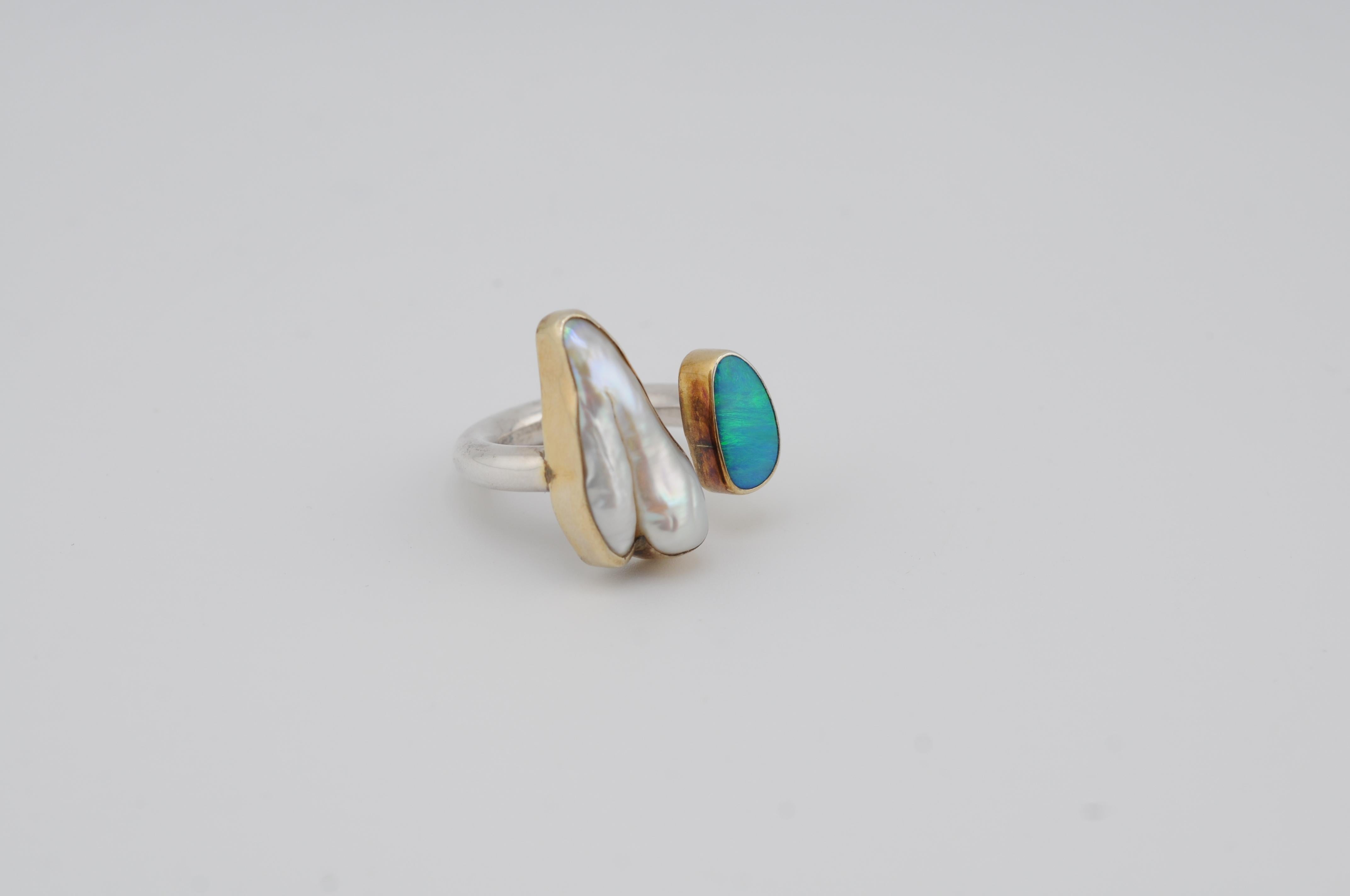 da uomo o donna Anello unico in argento con opale, perla Keshi e accenti in oro in vendita