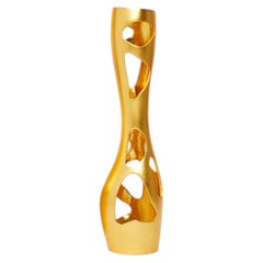 Jarrón único, pequeño, de bronce con pan de oro, «THIS IS NOT A VASE», de Reda Amalou Design