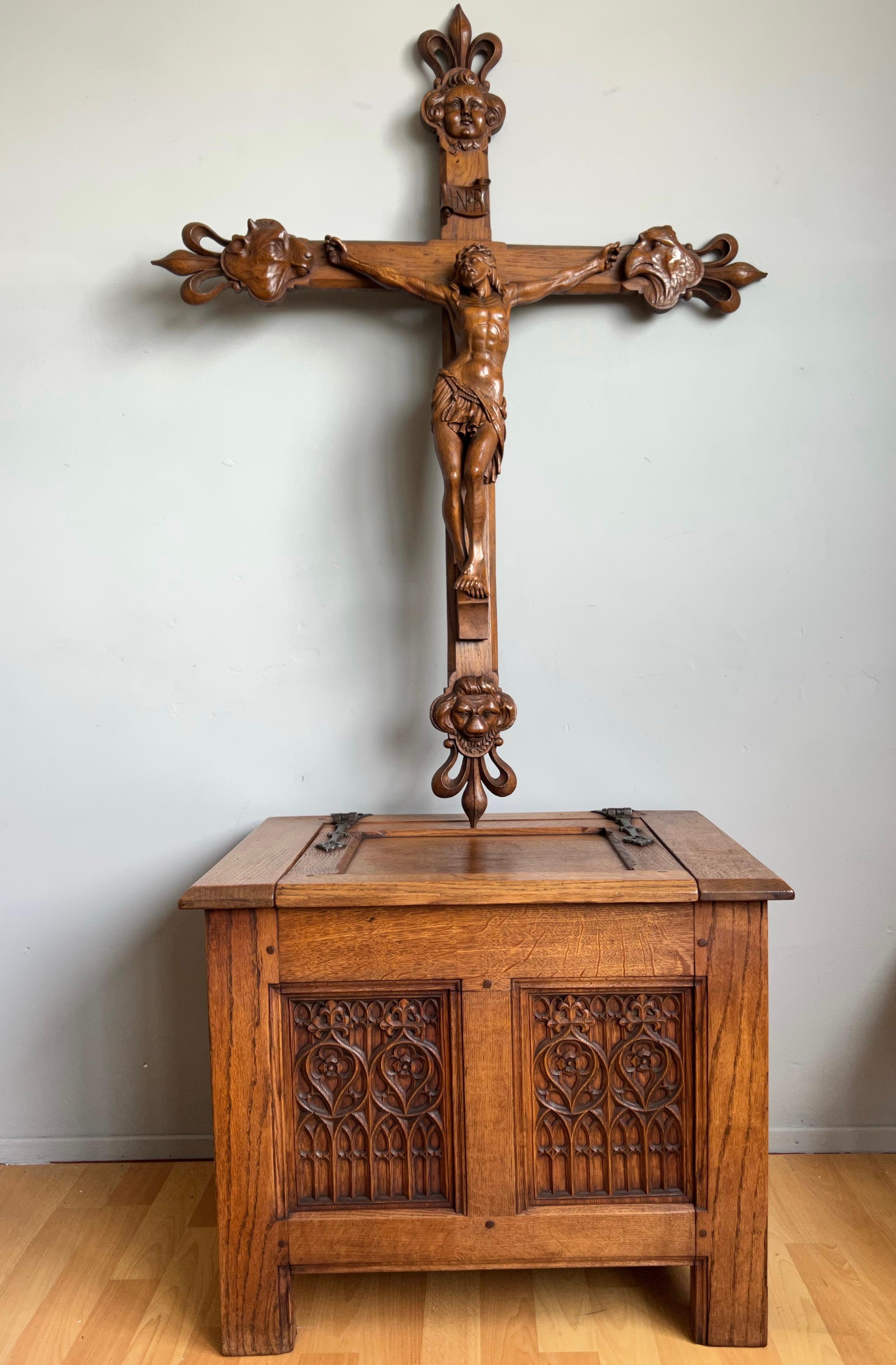 Unique Small Size & Quality Hand Carved Tiger Oak Gothic Revival Chest, 1920 For Sale 14