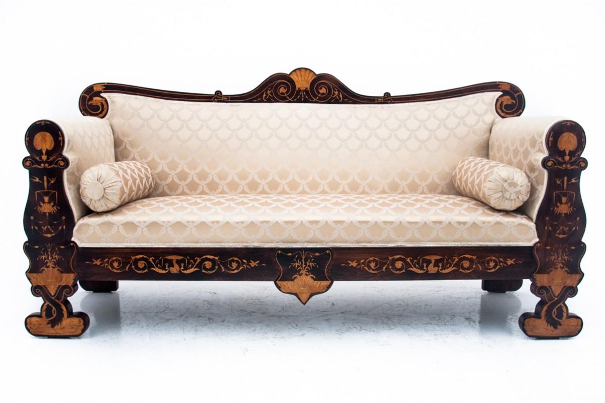 Unique sofa, France, circa 1860. After renovation. 11