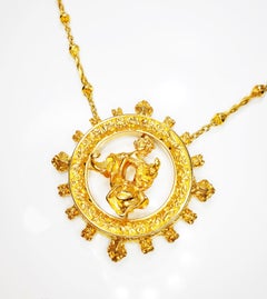 Unique Solid 18k Gold Salvador Dalí Madonna de Port Lligat Pendentif Necklace