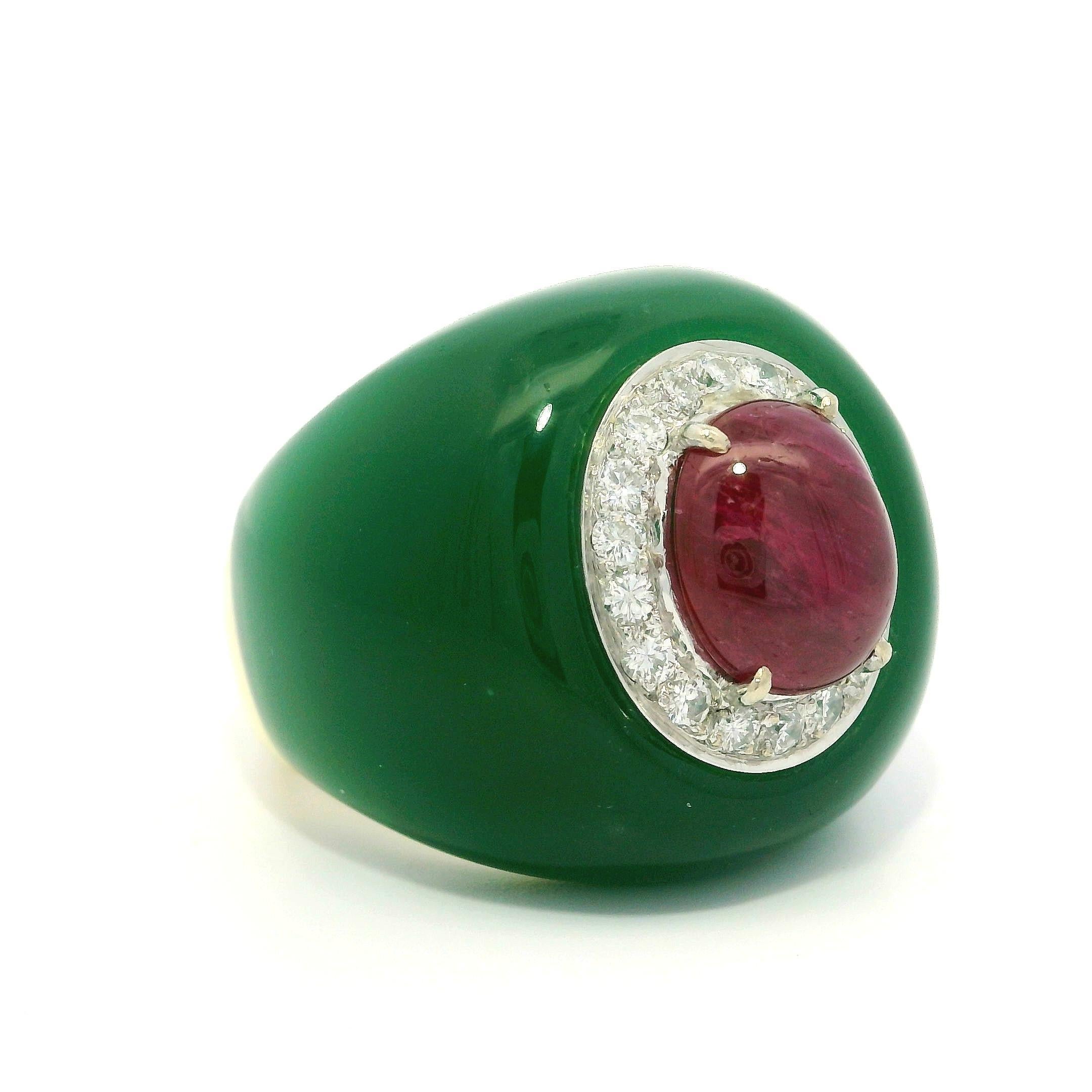 Einzigartiger kühner Bombe-Ring aus massivem Gelbgold Rubin Diamant & grünem Onyx Größe 7,5 im Angebot 2