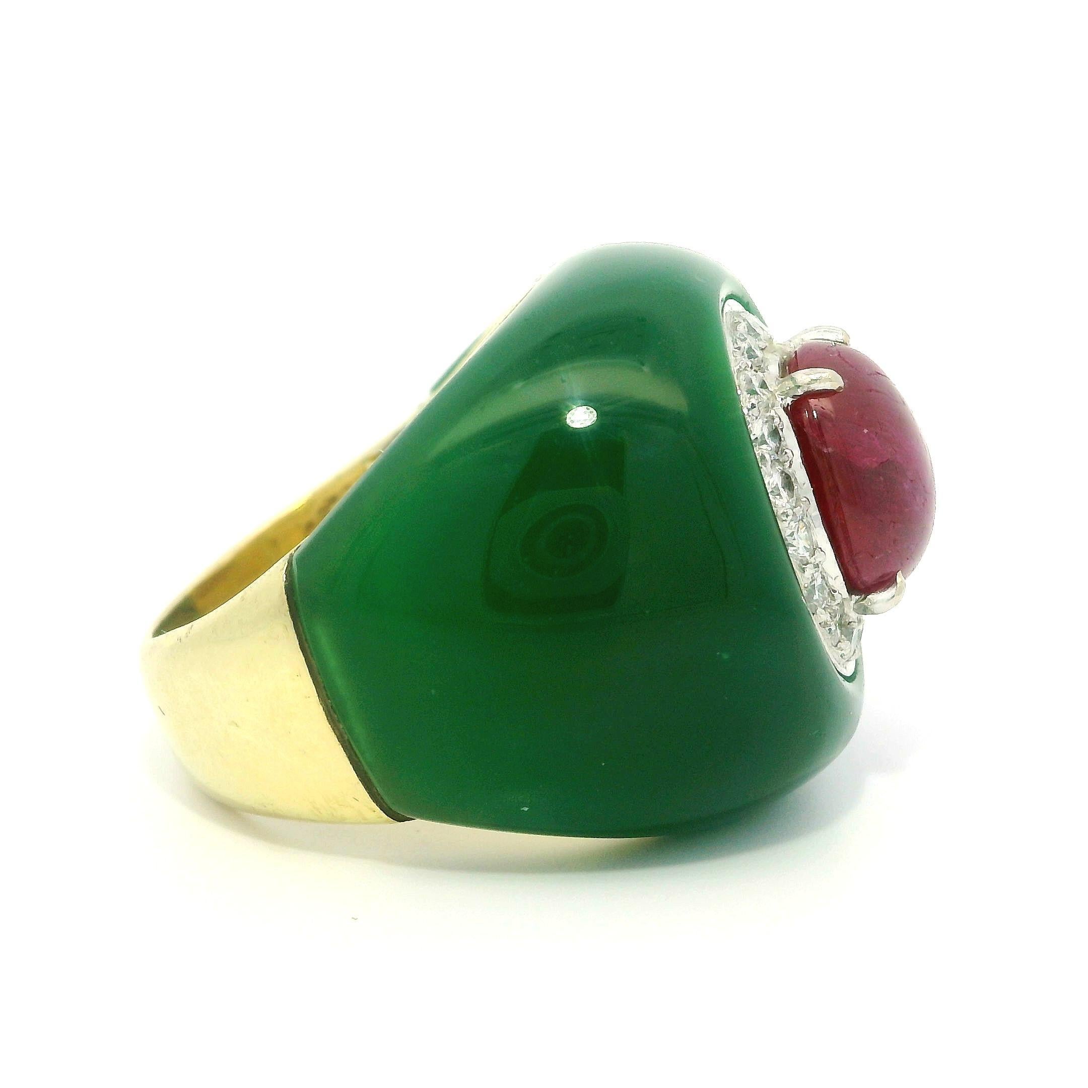 Einzigartiger kühner Bombe-Ring aus massivem Gelbgold Rubin Diamant & grünem Onyx Größe 7,5 im Angebot 3