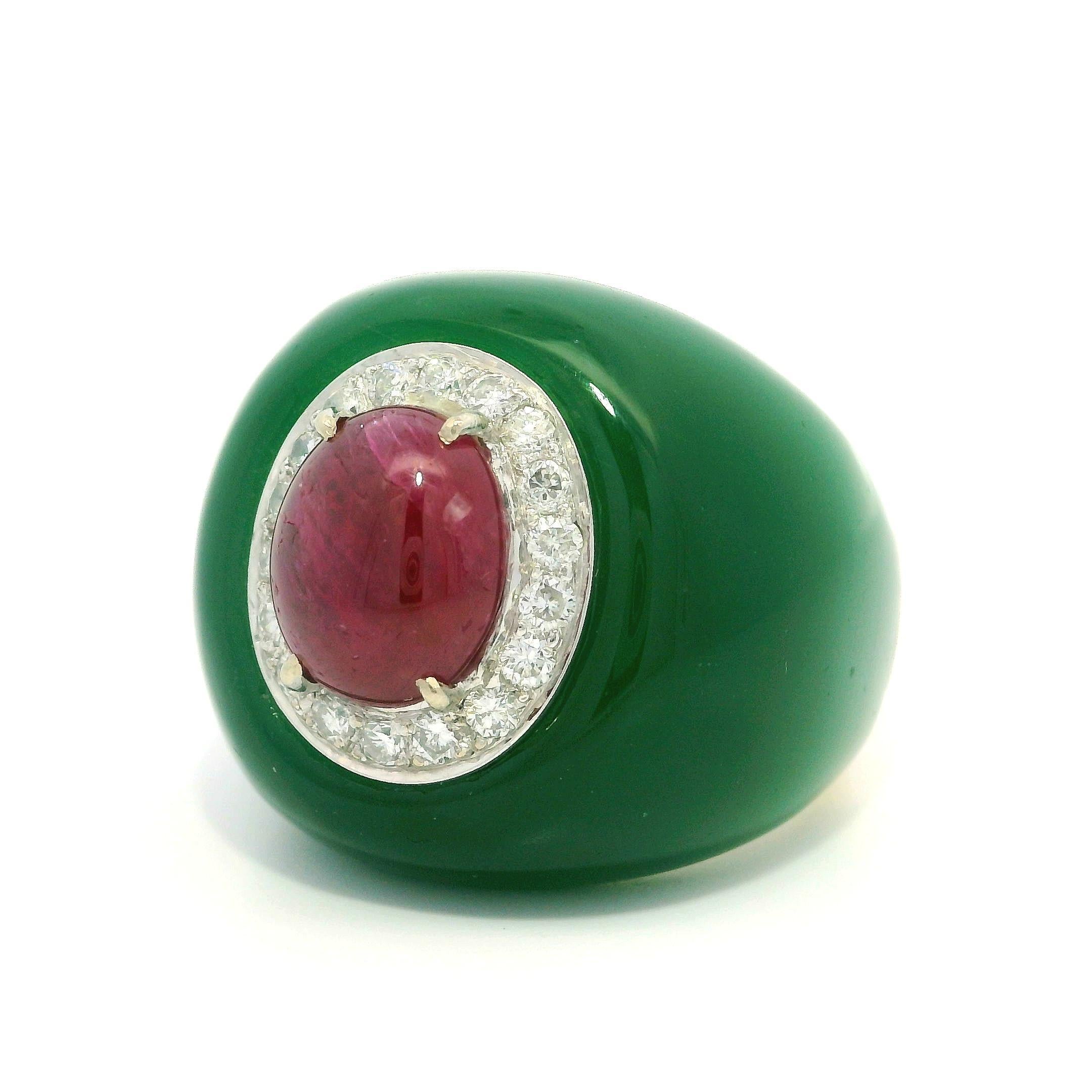 Einzigartiger kühner Bombe-Ring aus massivem Gelbgold Rubin Diamant & grünem Onyx Größe 7,5 im Angebot 4