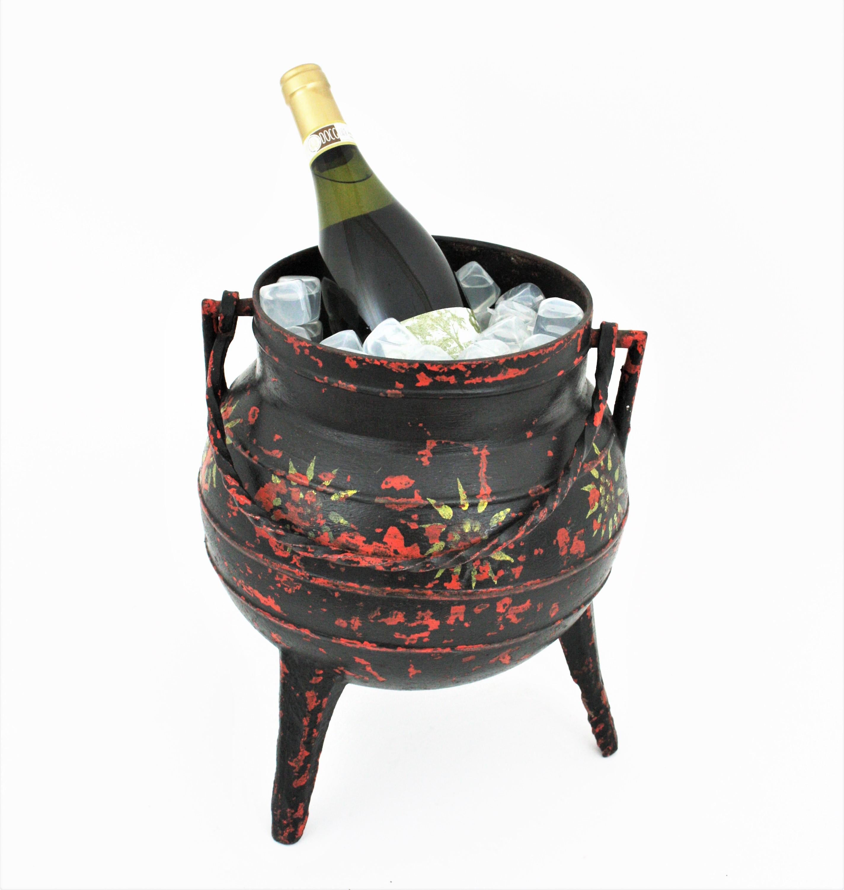 20th Century Spanish Folk Hand-Painted Ice Bucket or Wine Champagne Cooler For Sale