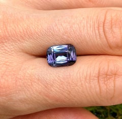 Unique Spinel Bluish Violet natural 4.67Ct gemstone, Cushion cut, Tanzania, GIA