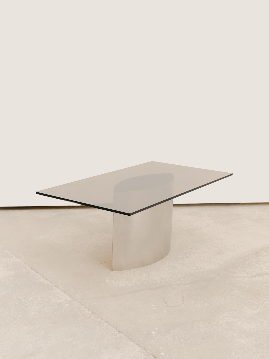 Unique stainless steel coffee table, Anonymous French production from the 80s For Sale 1