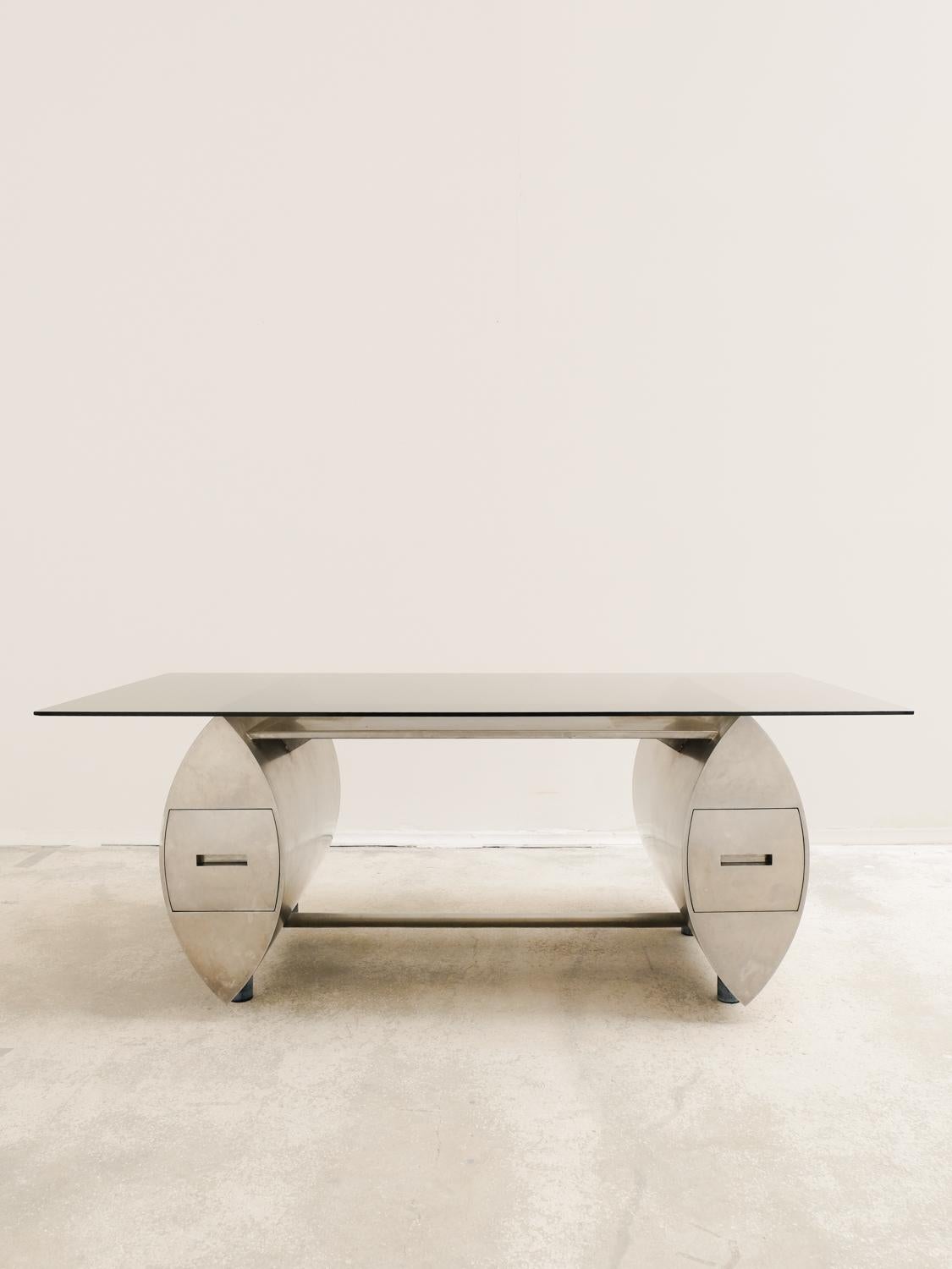 Bureau unique en acier inoxydable, production française anonyme des années 80 en vente 2