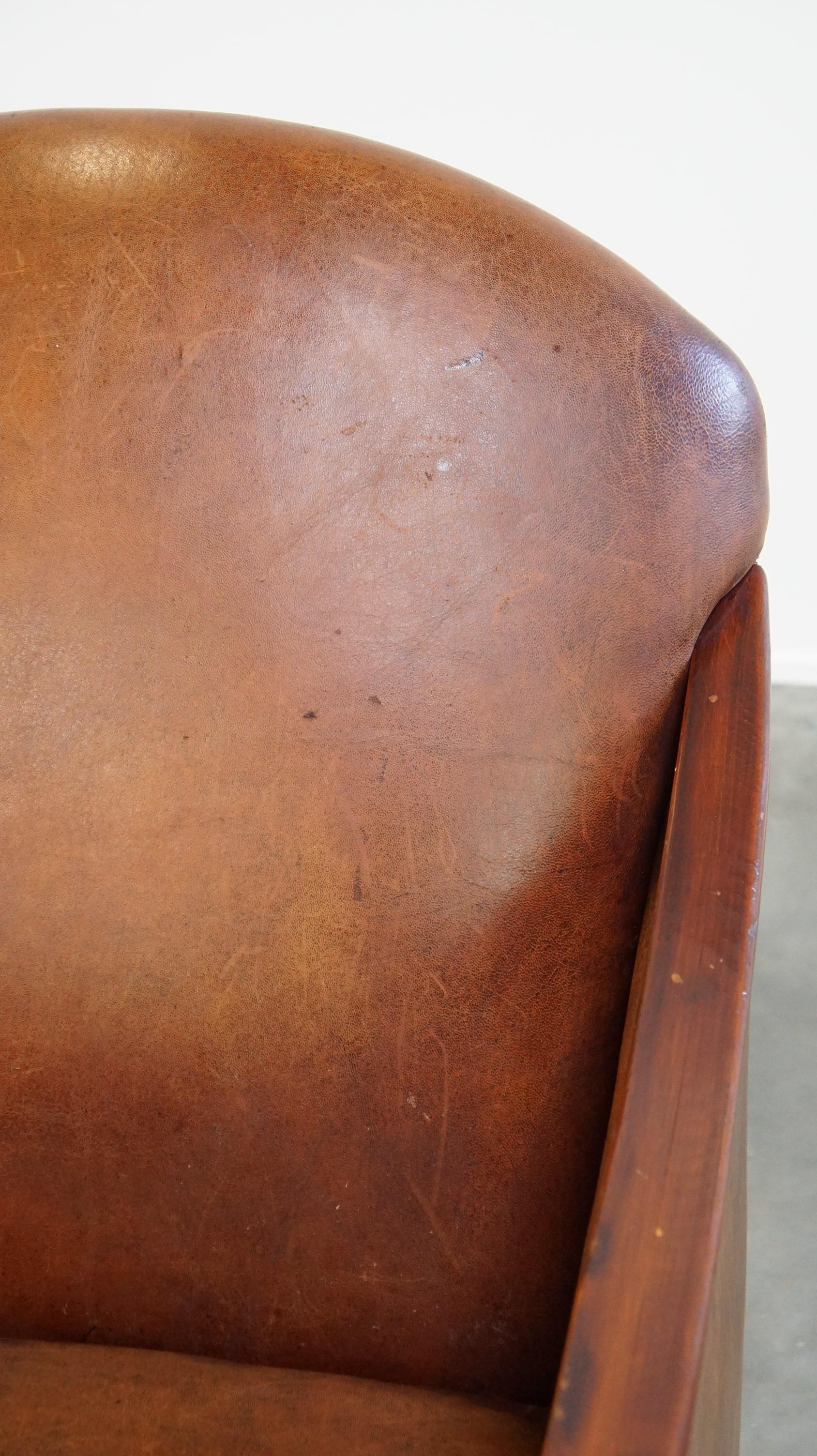 Einzigartiger, stattlicher, bequemer Sessel aus Schafsleder im Art-déco-Design im Angebot 4