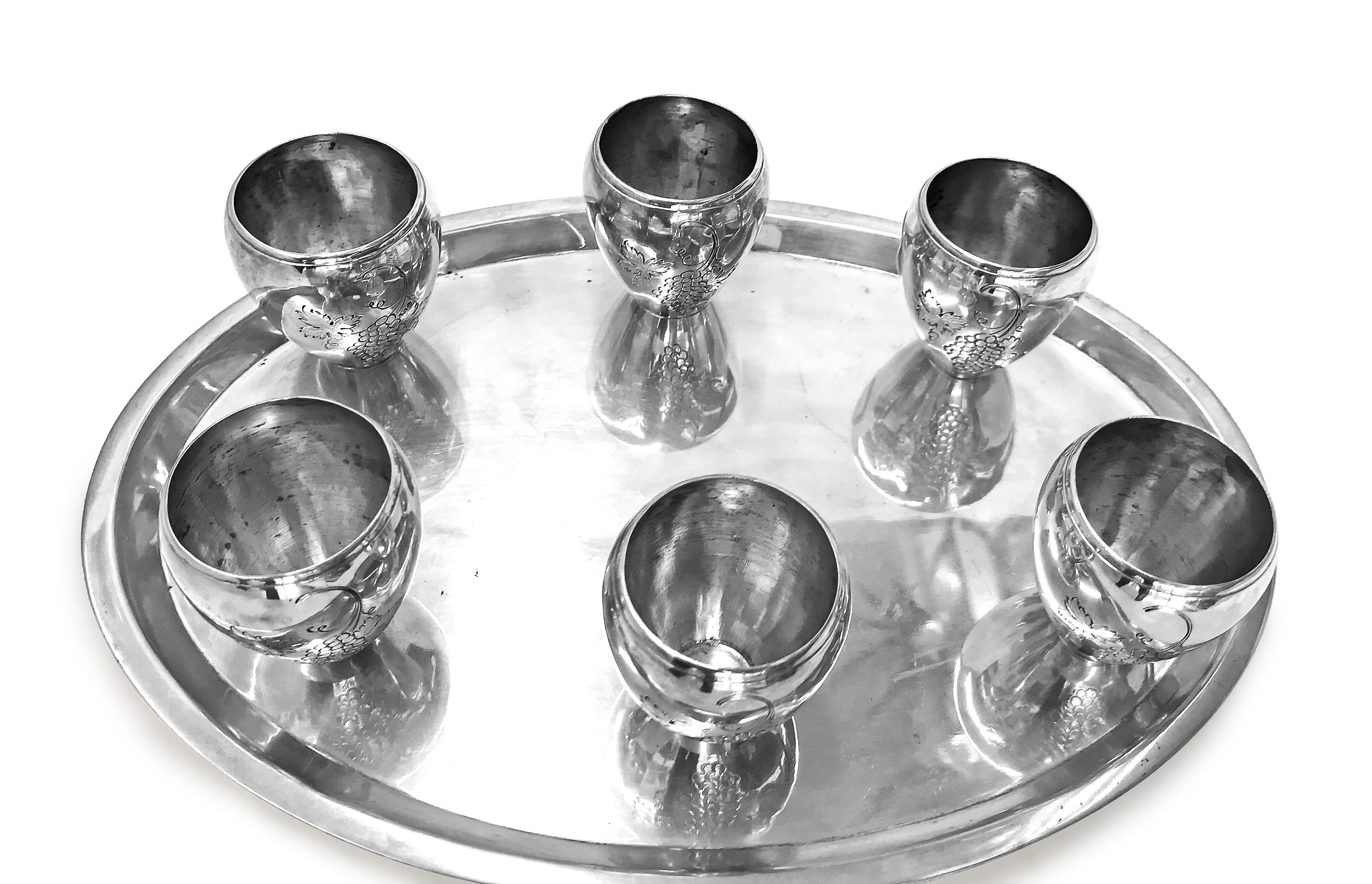 Artisan Unique Sterling Silver Liquor Set of 6 Cups and 1 Oval Tray For Sale