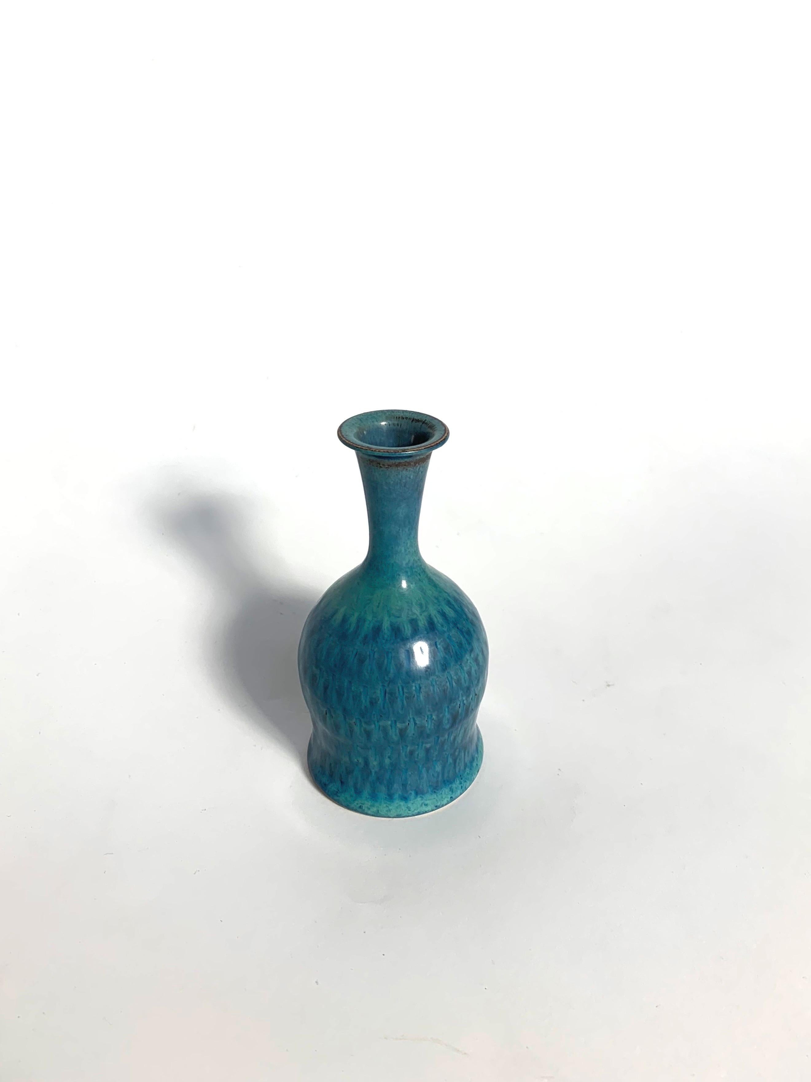 Svedese Vaso unico Stig Lindberg Gustavsberg Svezia smalto blu 1963 in vendita