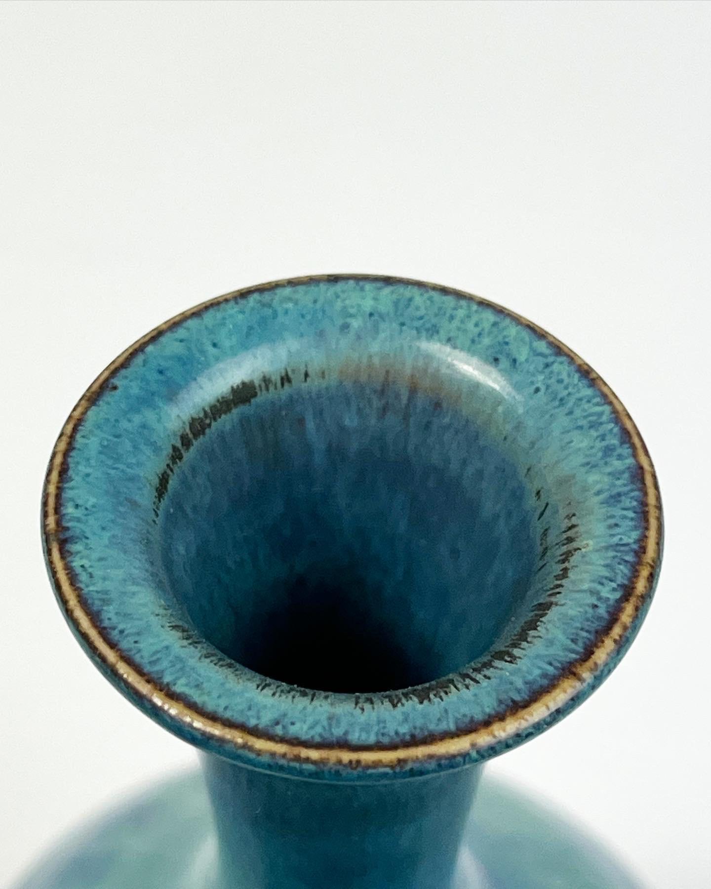 Vaso unico Stig Lindberg Gustavsberg Svezia smalto blu 1963 in vendita 1
